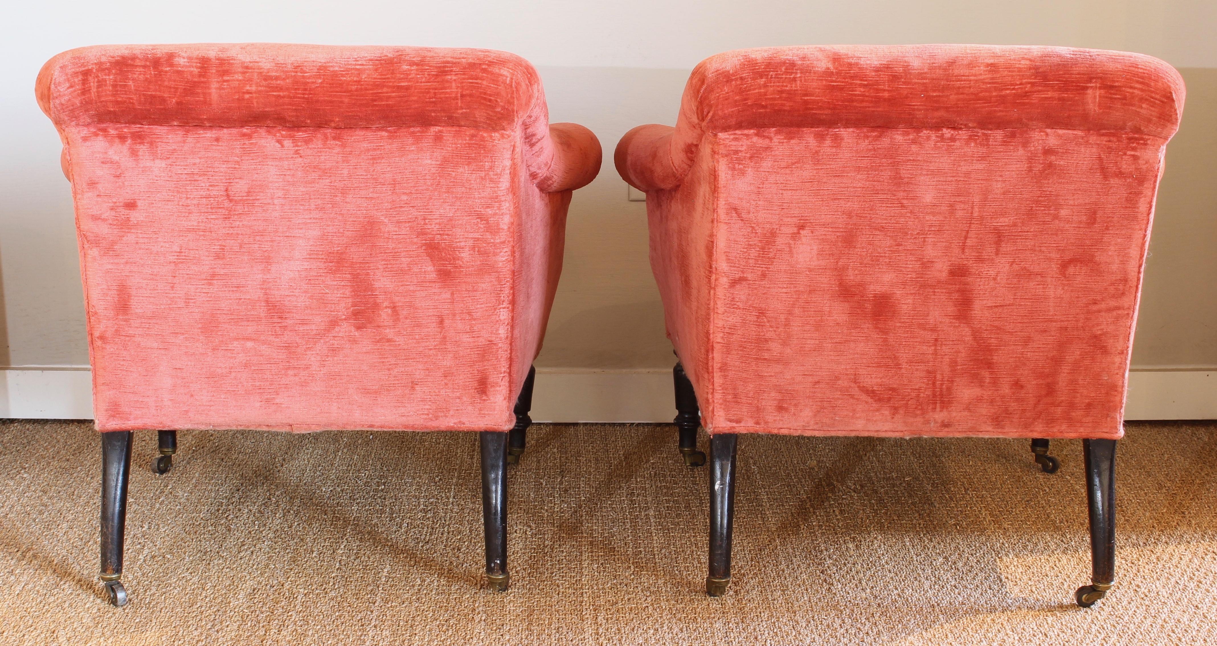 20th Century Pair of English Club Chairs