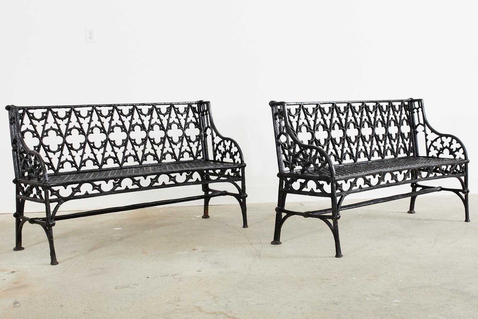 Pair of English Coalbrookdale Attributed Iron Gothic Revival Garden Benches In Good Condition In Rio Vista, CA