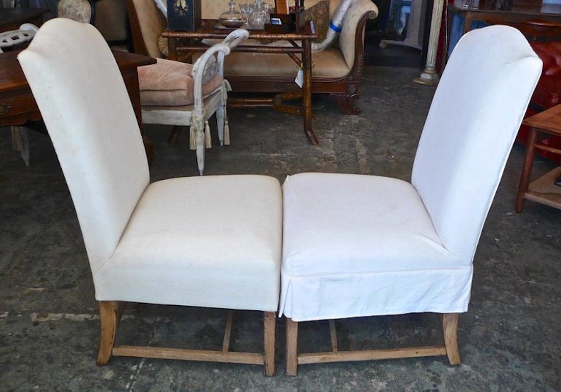 Fabric Pair of English Contemporary Georgian Side Chairs. For Sale