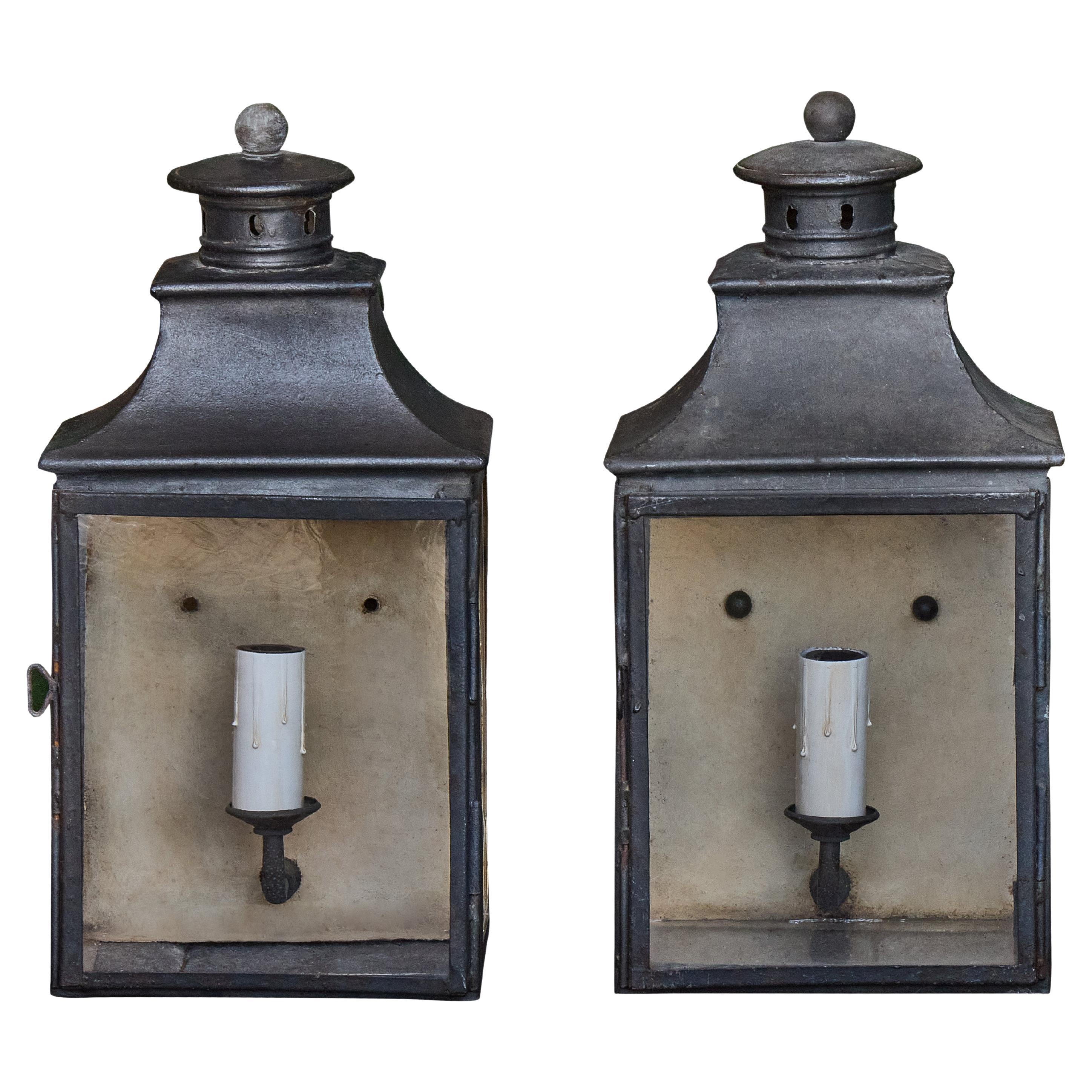 Pair of English Country House Brass Wall Lanterns with Glass Doors, circa 1900 For Sale
