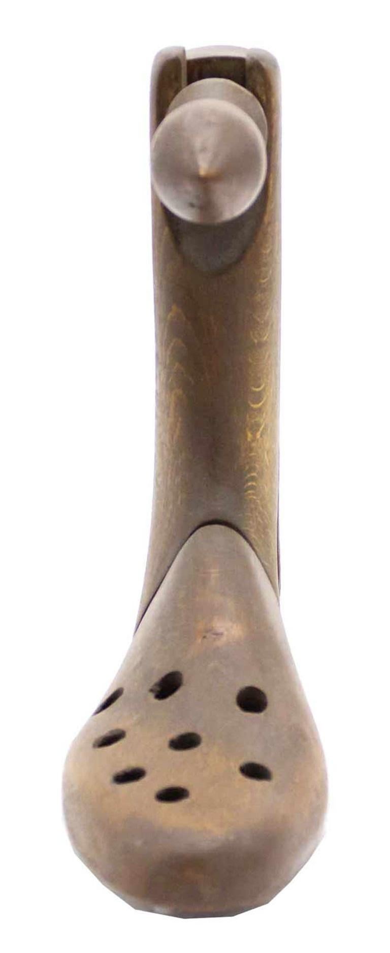 Britannico Pair of English Country Pine Boot Shoe Trees in vendita