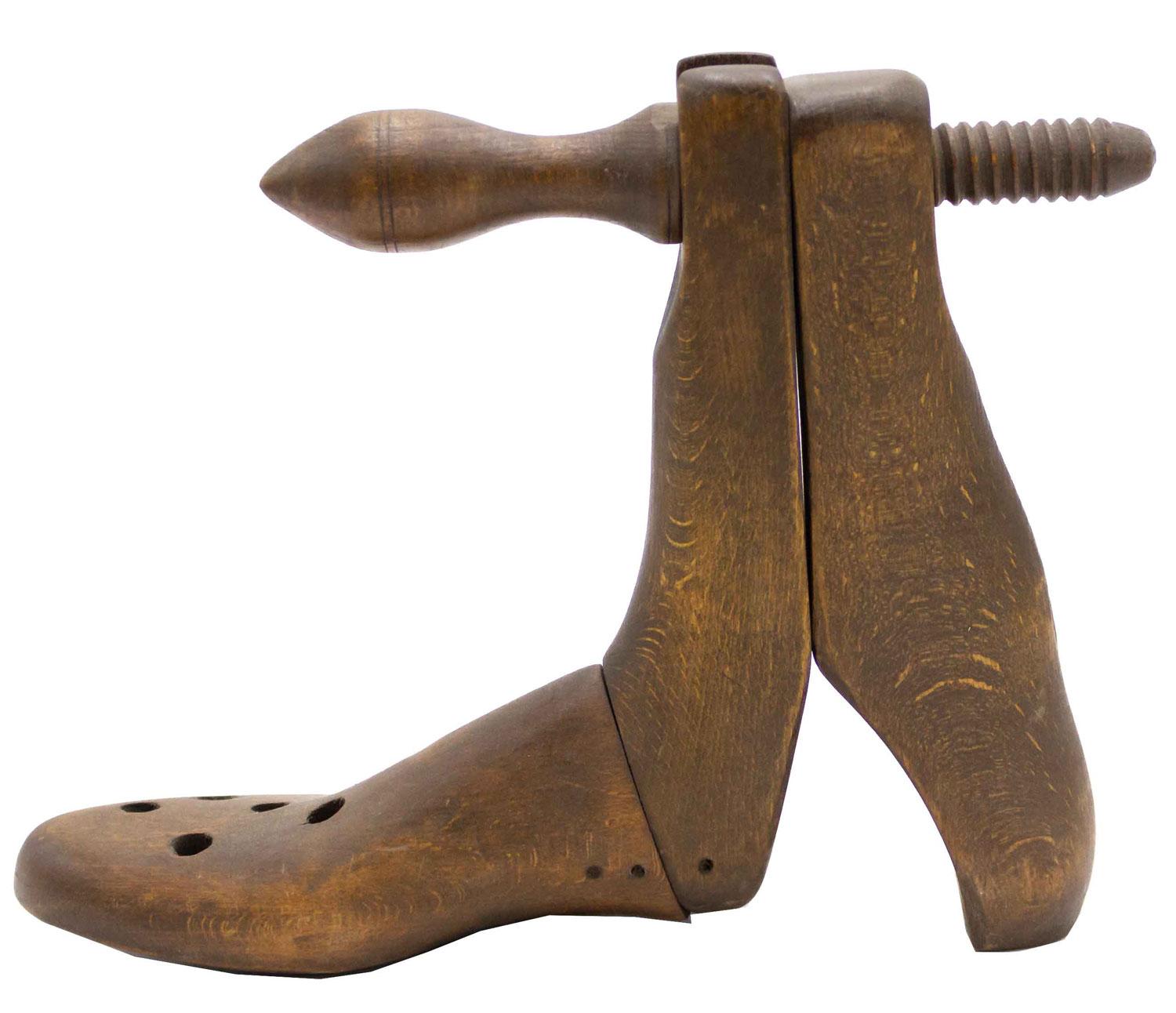 Pair of English Country Pine Boot Shoe Trees In condizioni buone in vendita a Queens, NY