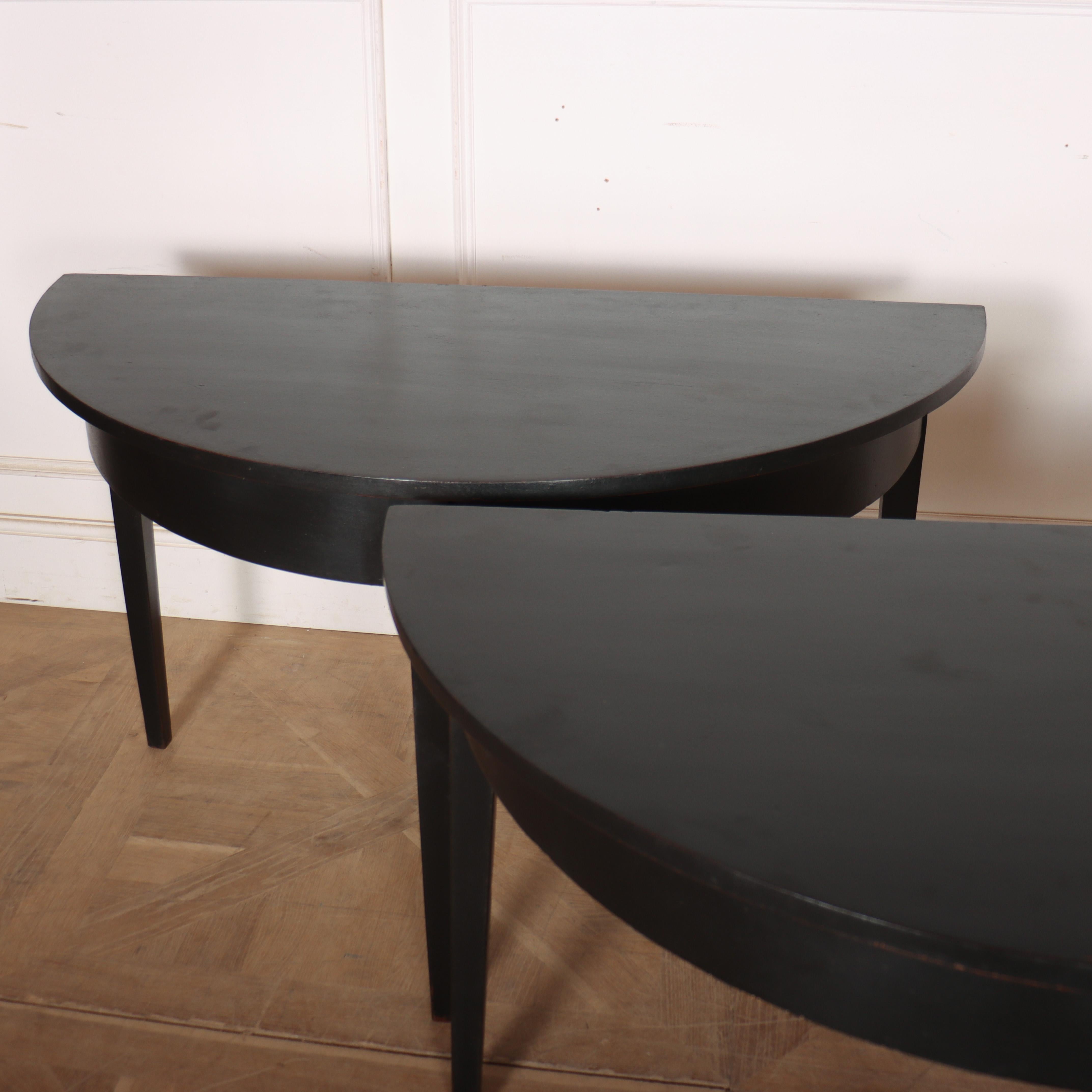 Pair of English Demi-lune Console Tables In Good Condition For Sale In Leamington Spa, Warwickshire