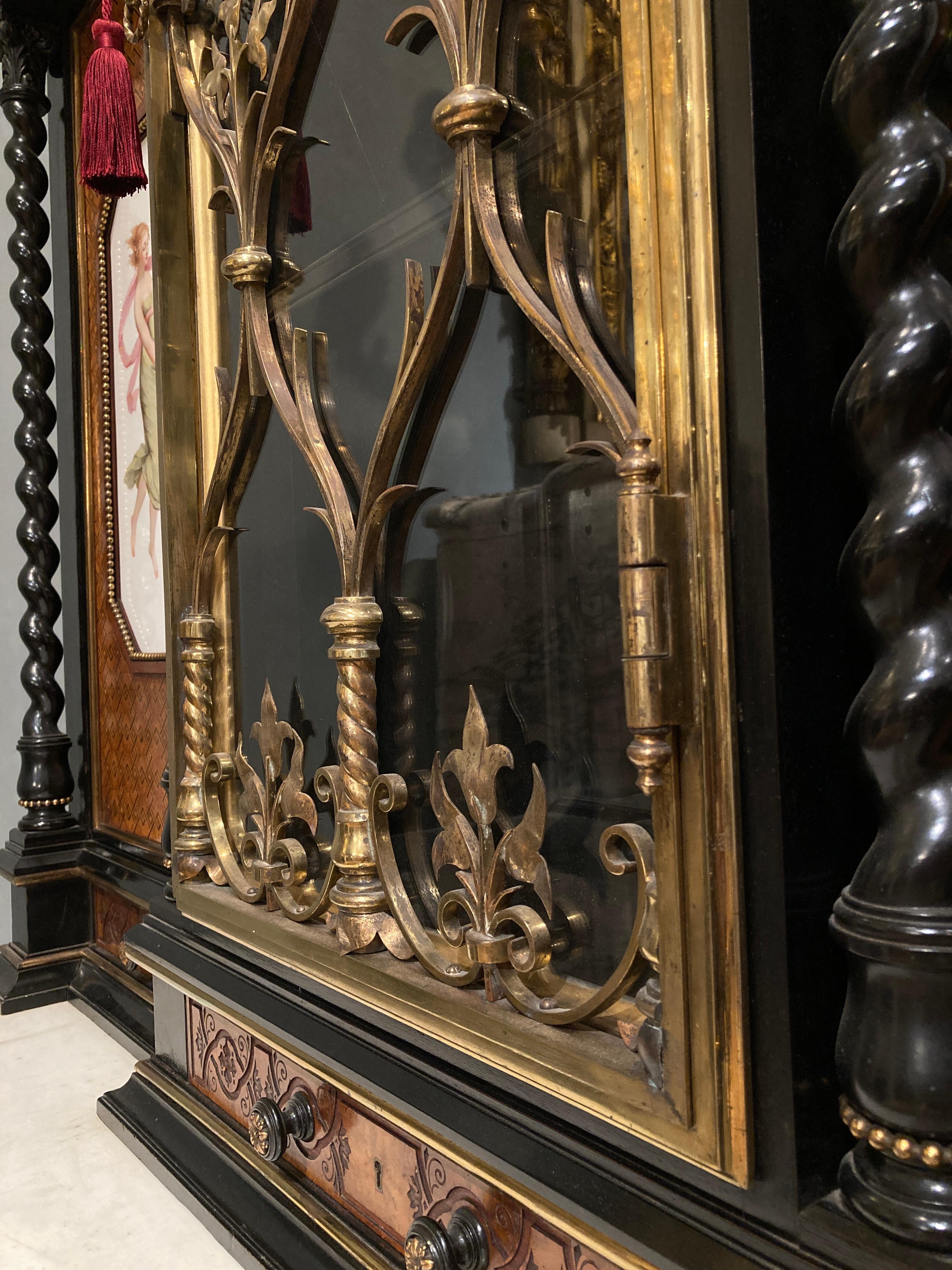 Pair of English Display Cabinets in the Renaissance Revival Style For Sale 1