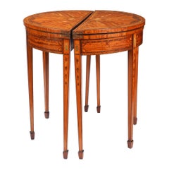 Paar englische edwardianische Intarsientische mit klappbarer Platte, ca. 1890-1915