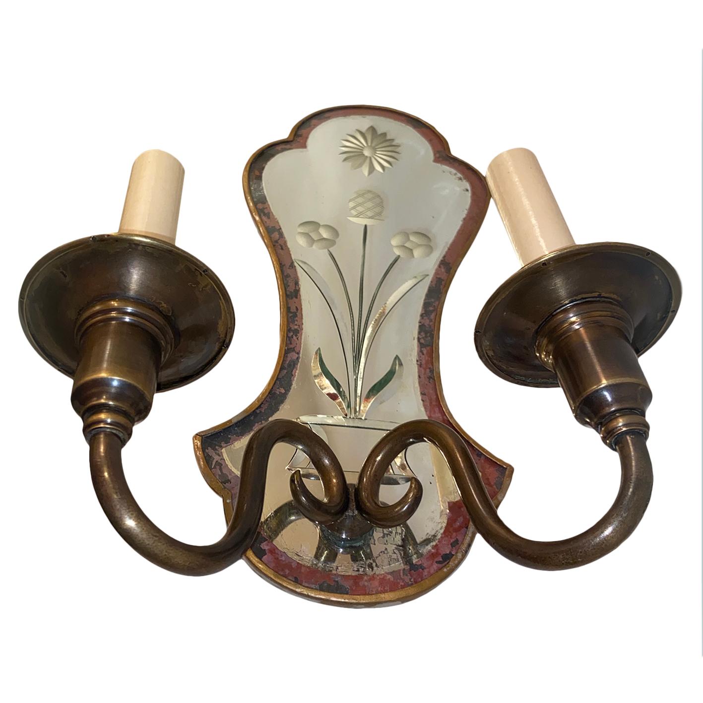 Pair of English Etched Mirror Sconces In Good Condition For Sale In New York, NY