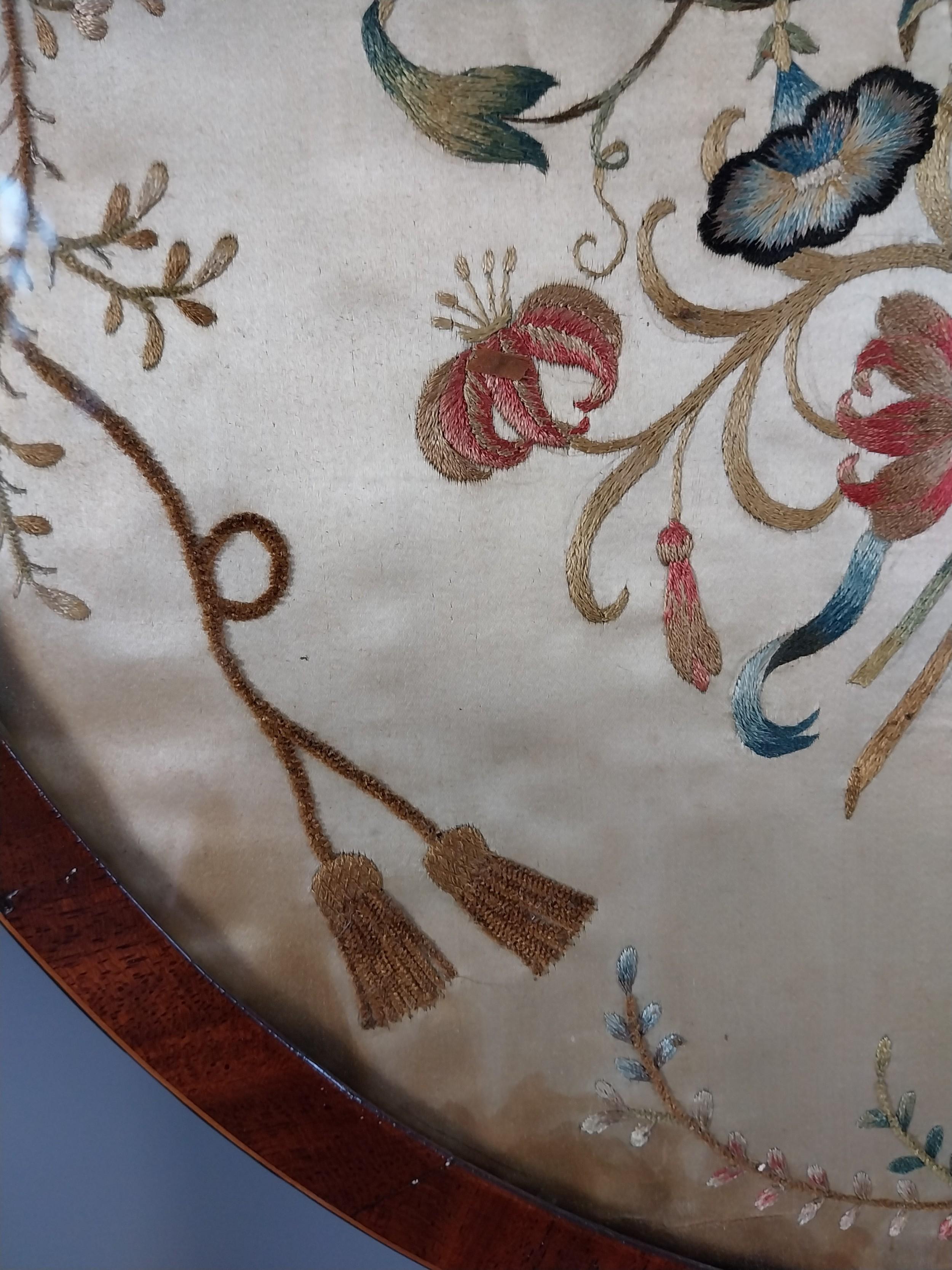 Pair of Pole Screens 19th century For Sale 1