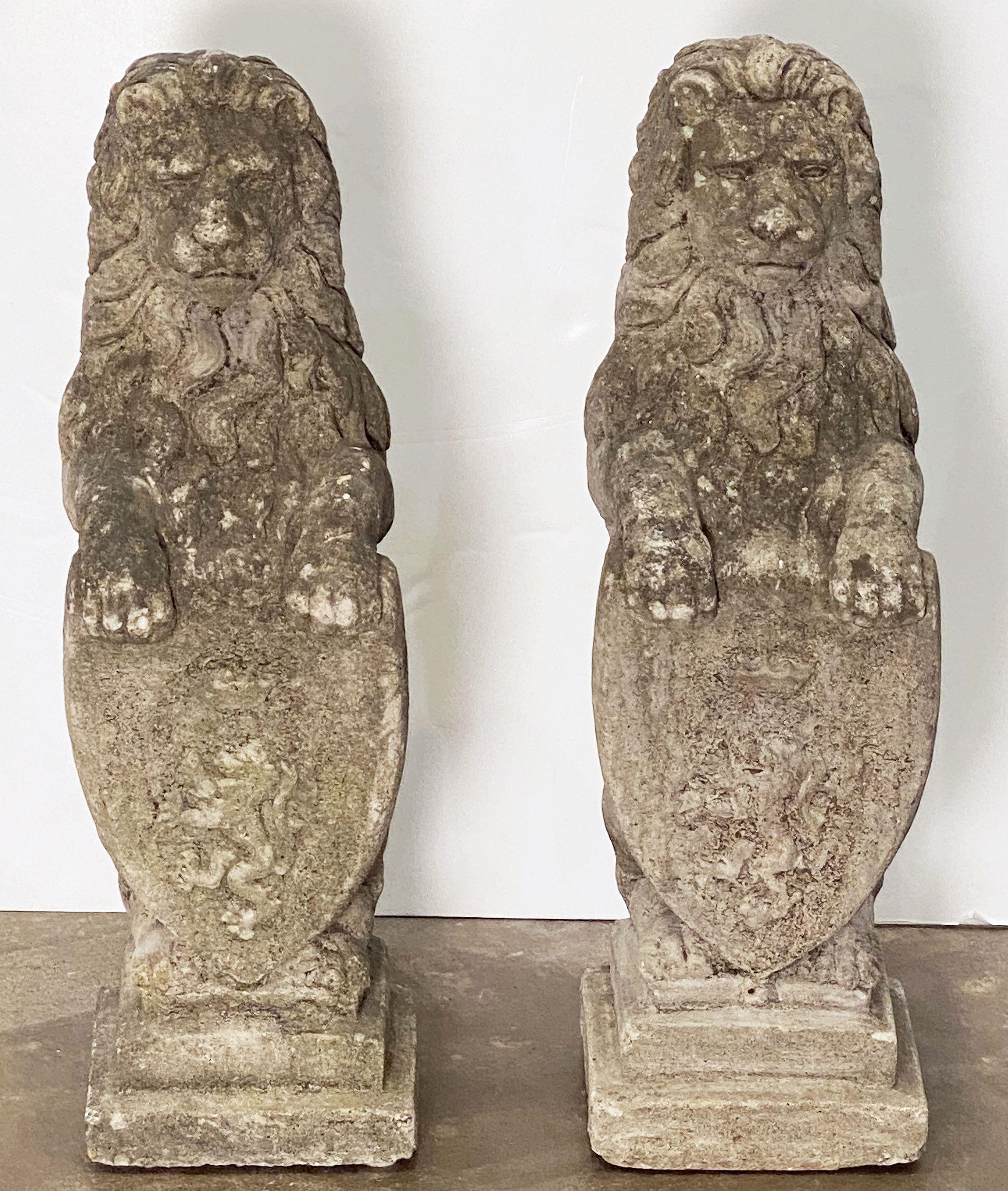 Pair of English Garden Stone Standing Lion Statues with Heraldic Shields  In Good Condition In Austin, TX