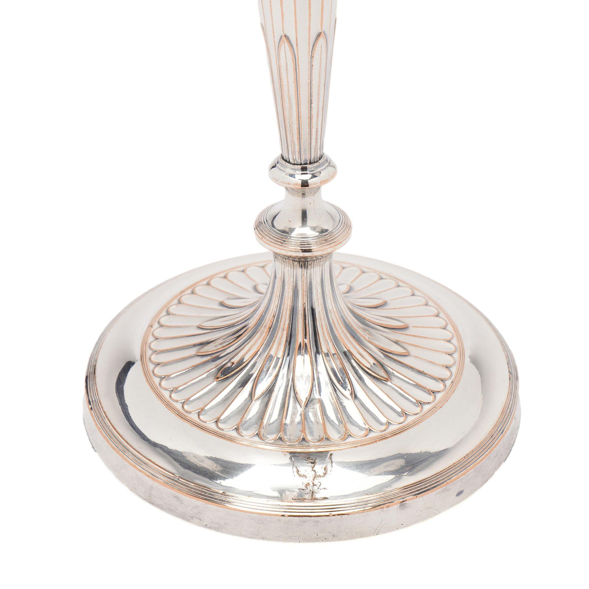 Coppia di candelabri inglesi georgiani Old Sheffield, 1780-90 ca. in vendita 2