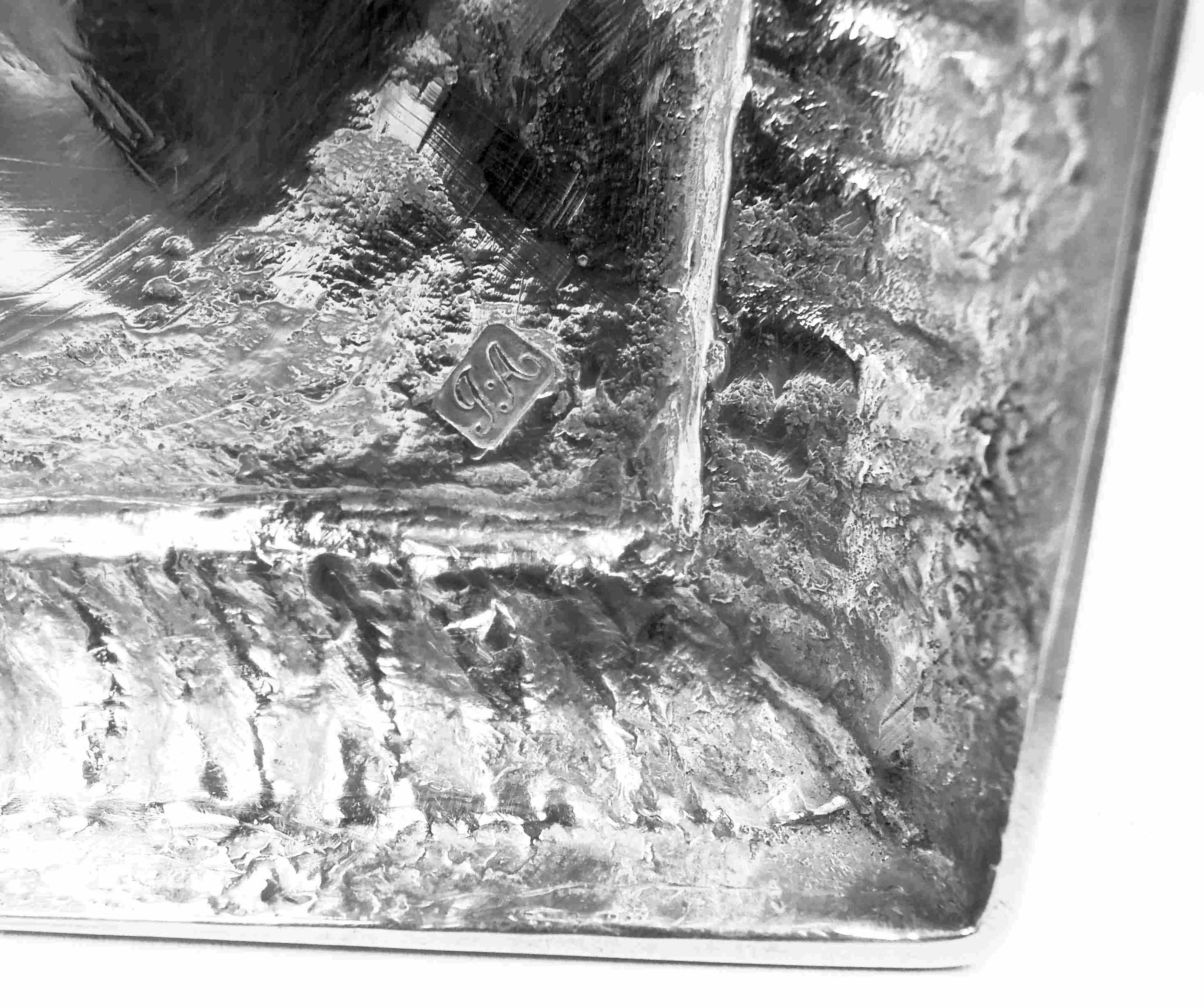 Coppia di candelabri inglesi georgiani in argento sterling, 1766 in vendita 7