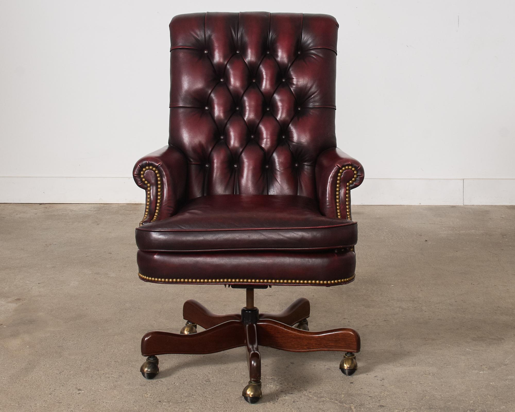20th Century Pair of English Georgian Style Chesterfield Leather Executive Office Chairs  For Sale