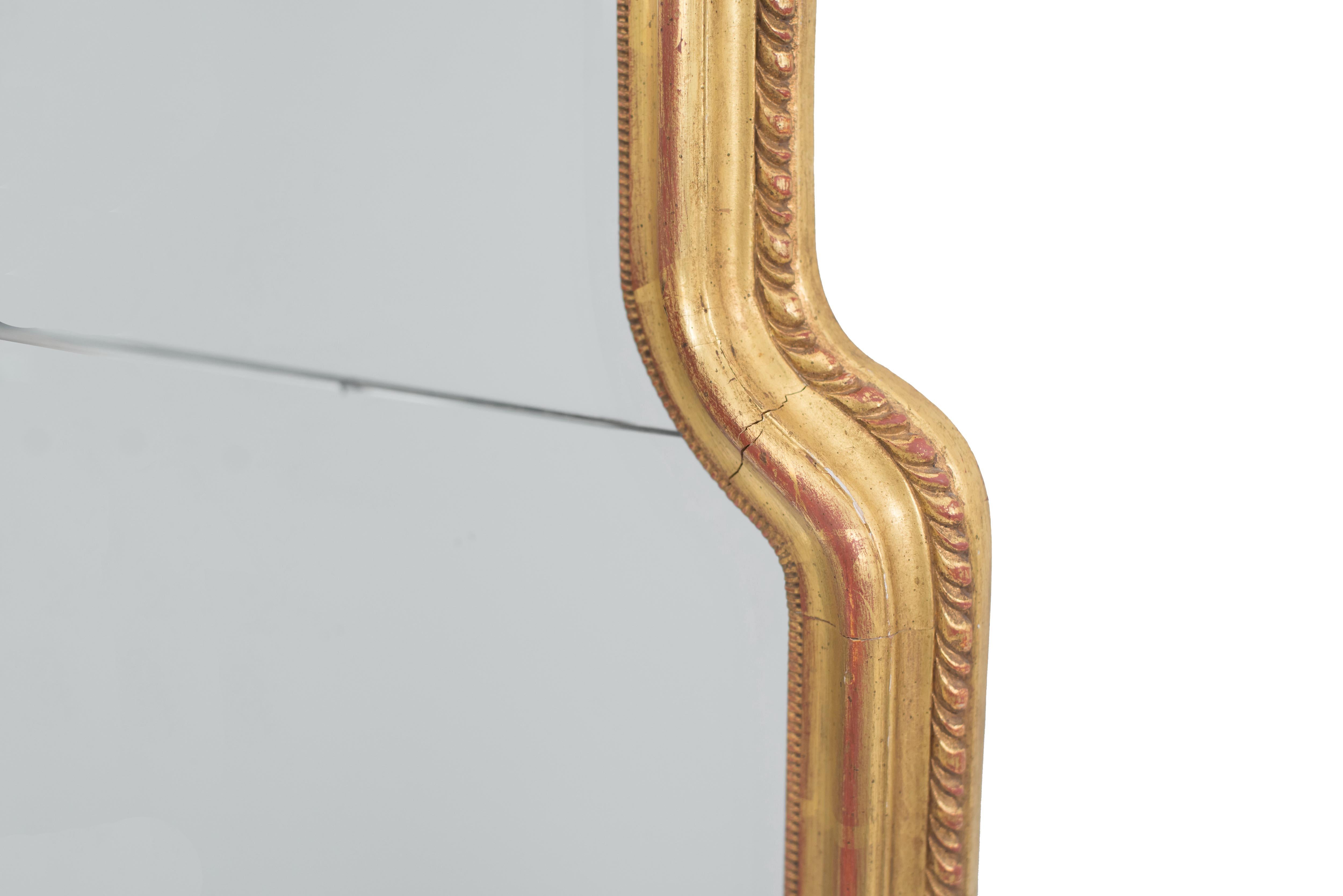 20th Century Pair of English Georgian Style Giltwood Carved Mirrors
