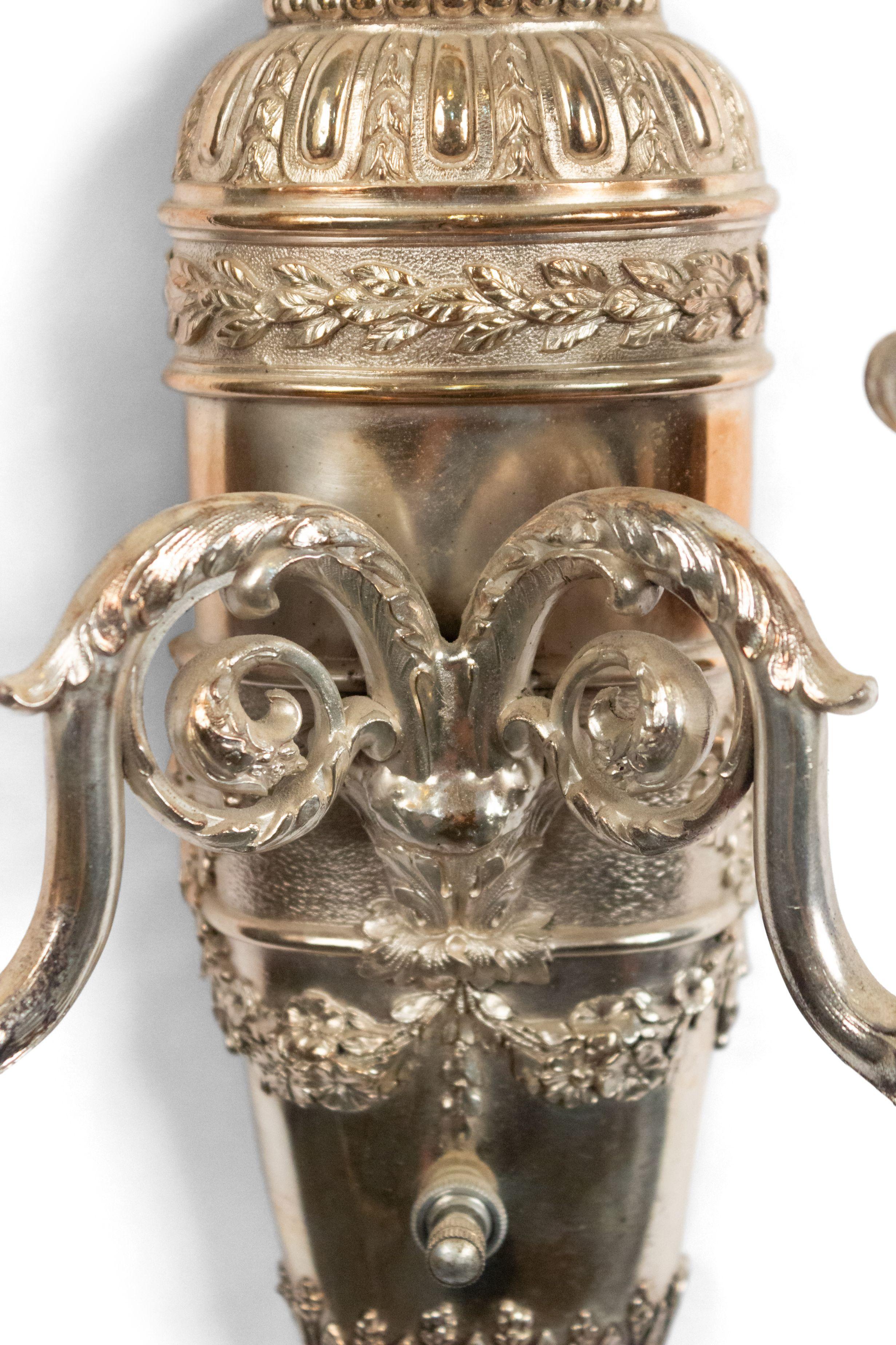 19th Century Pair of English Georgian Style Silver Plate Wall Sconces For Sale