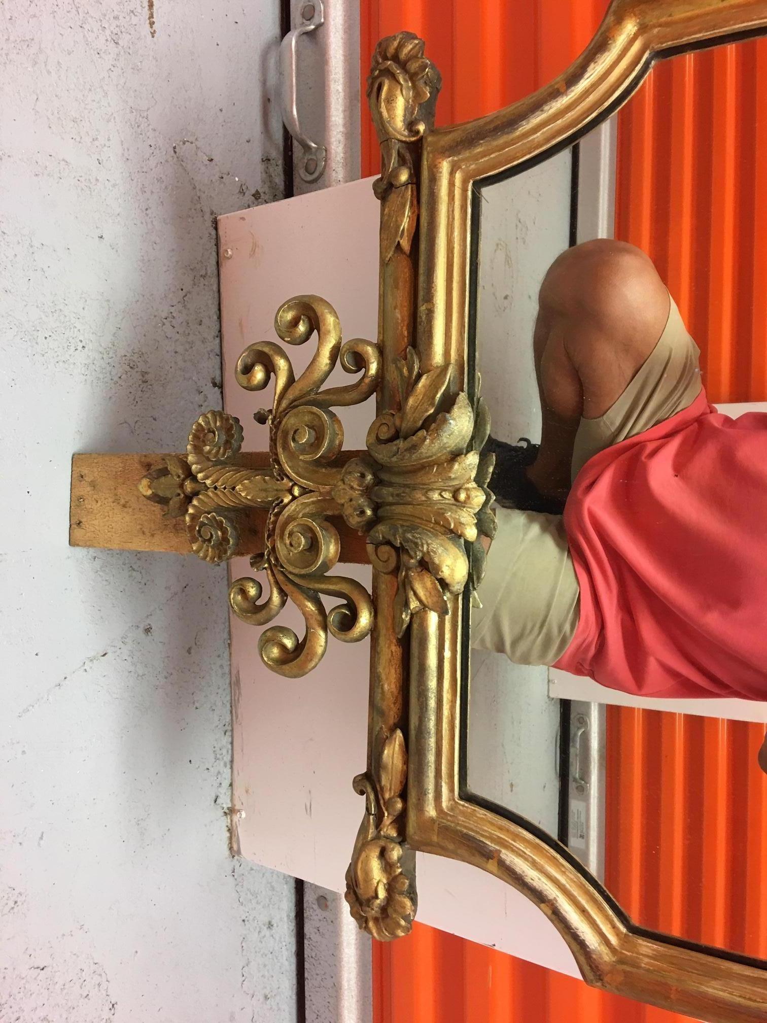 Pair of English Gold Leaf Mirrors with Acanthus Leaves and Scrolls, 19th Century 1
