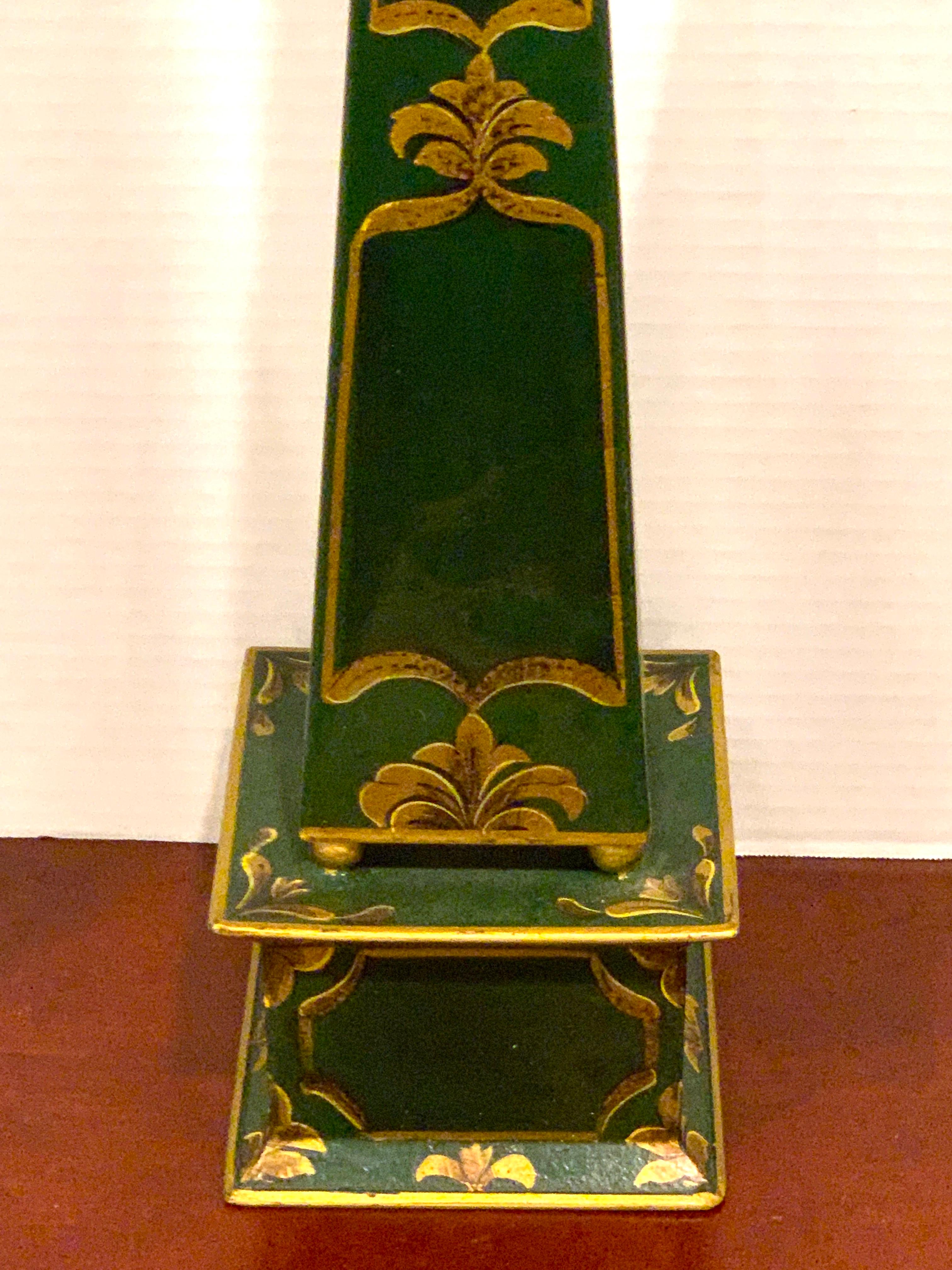 Pair of English Green Tole Gilt Chinoiserie Obelisks For Sale 4