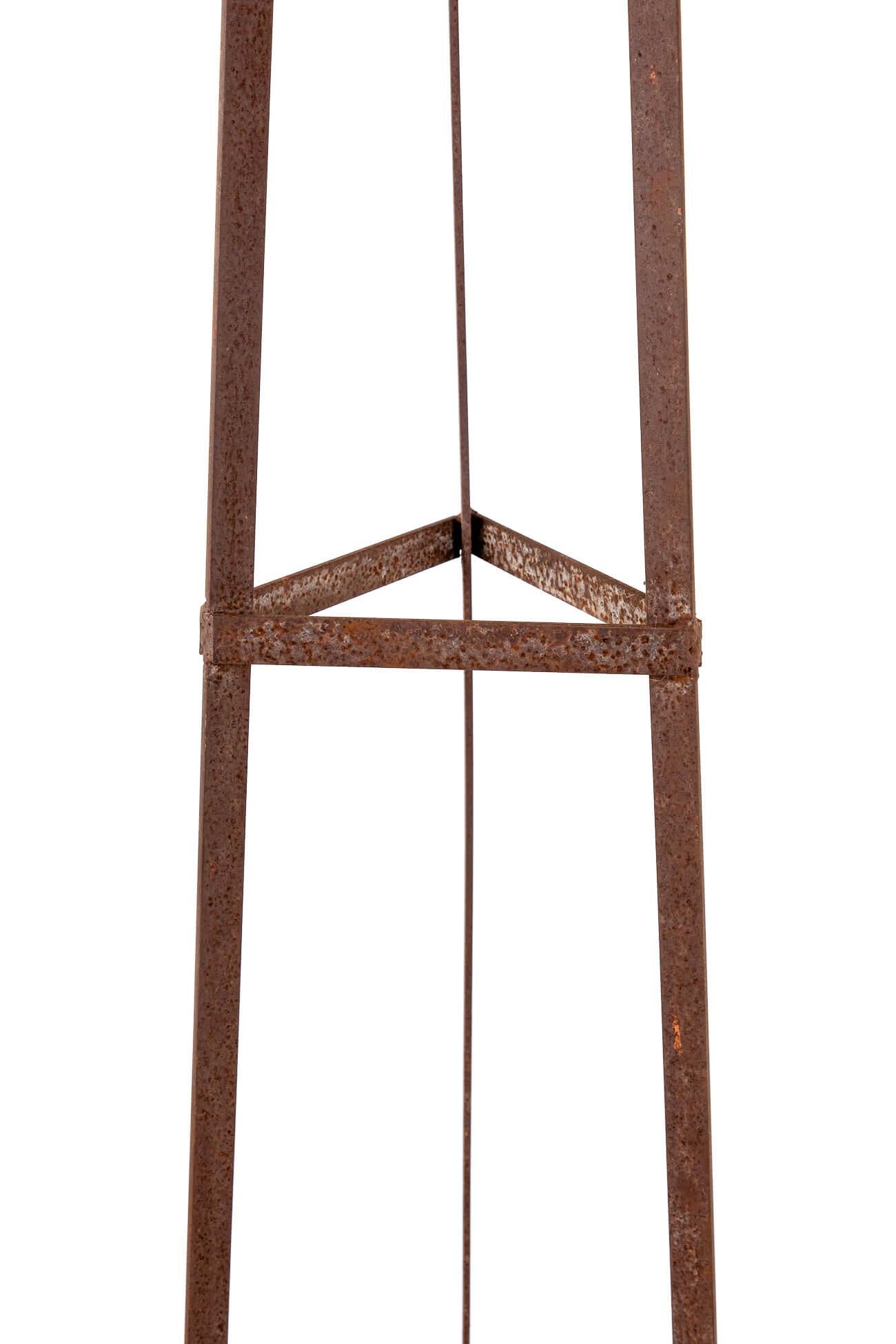 Pair of English Hand Forged Garden Obelisks In Good Condition In Faversham, GB