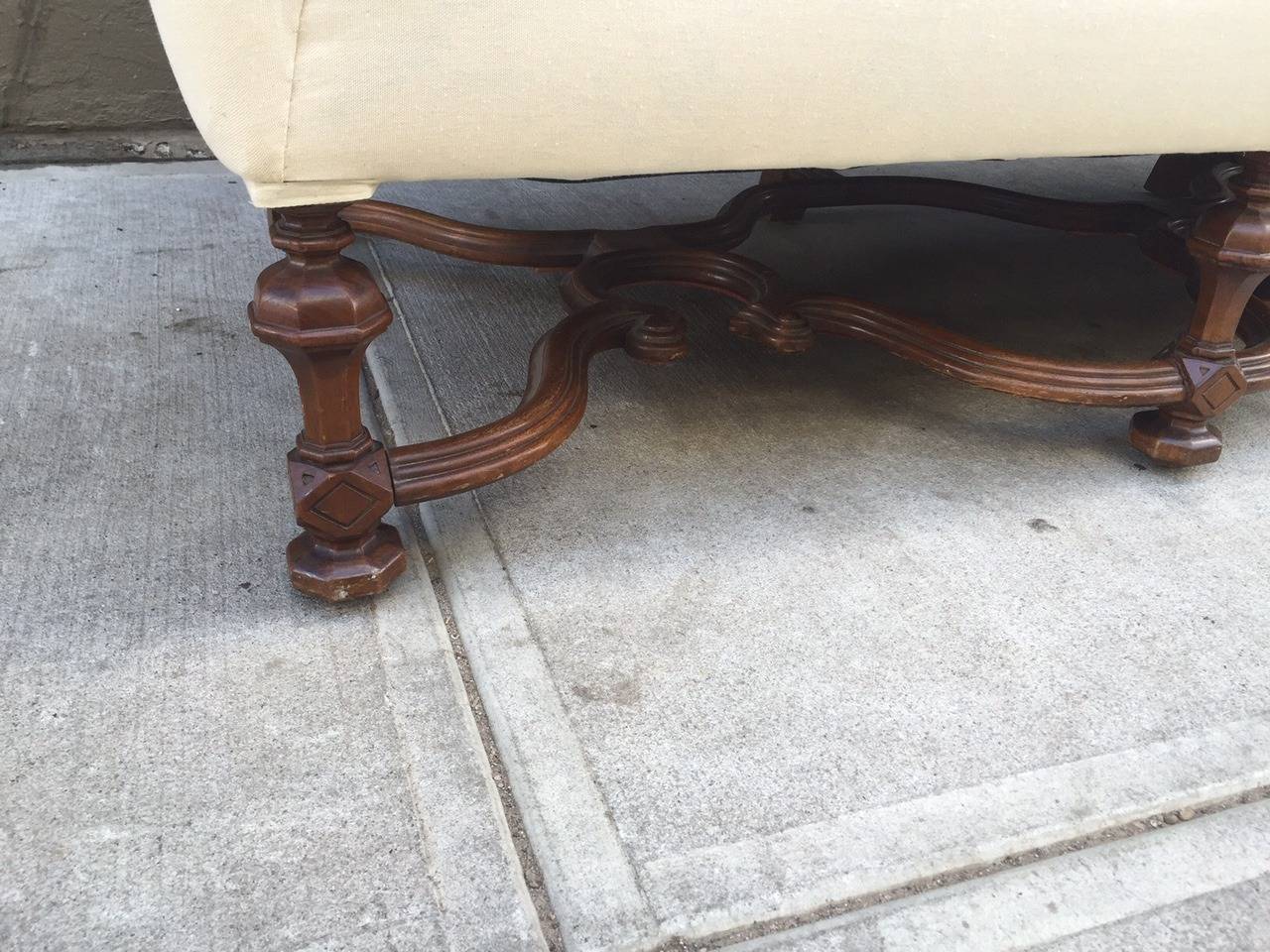 Pair of English High Back Antique Walnut Sofas in Linen In Good Condition For Sale In New York, NY