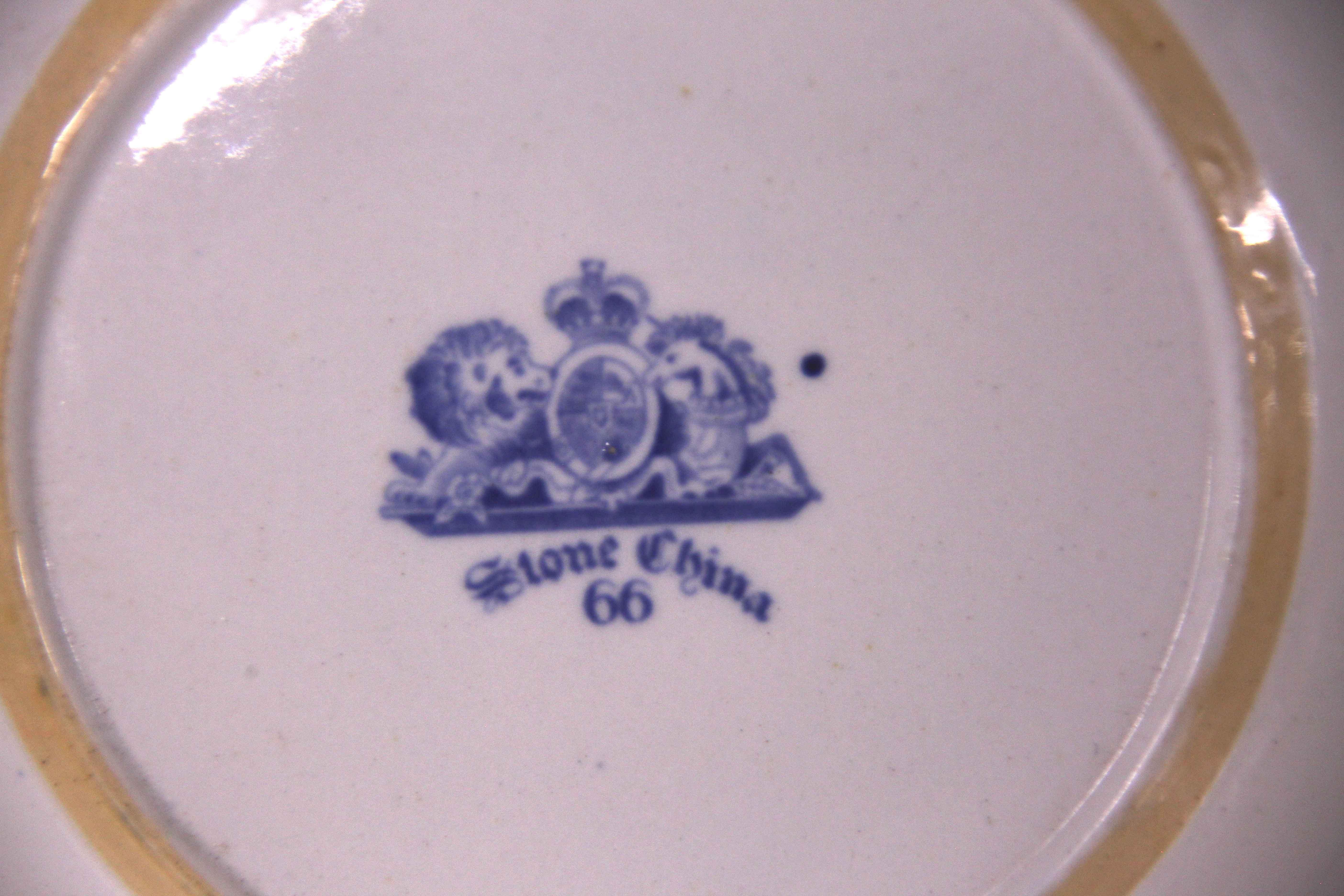 Pair of English Ironstone Soup Plates For Sale 4