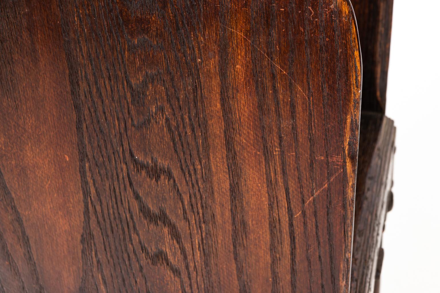 Pair of English Jacobean Bedside Oak Tables 2