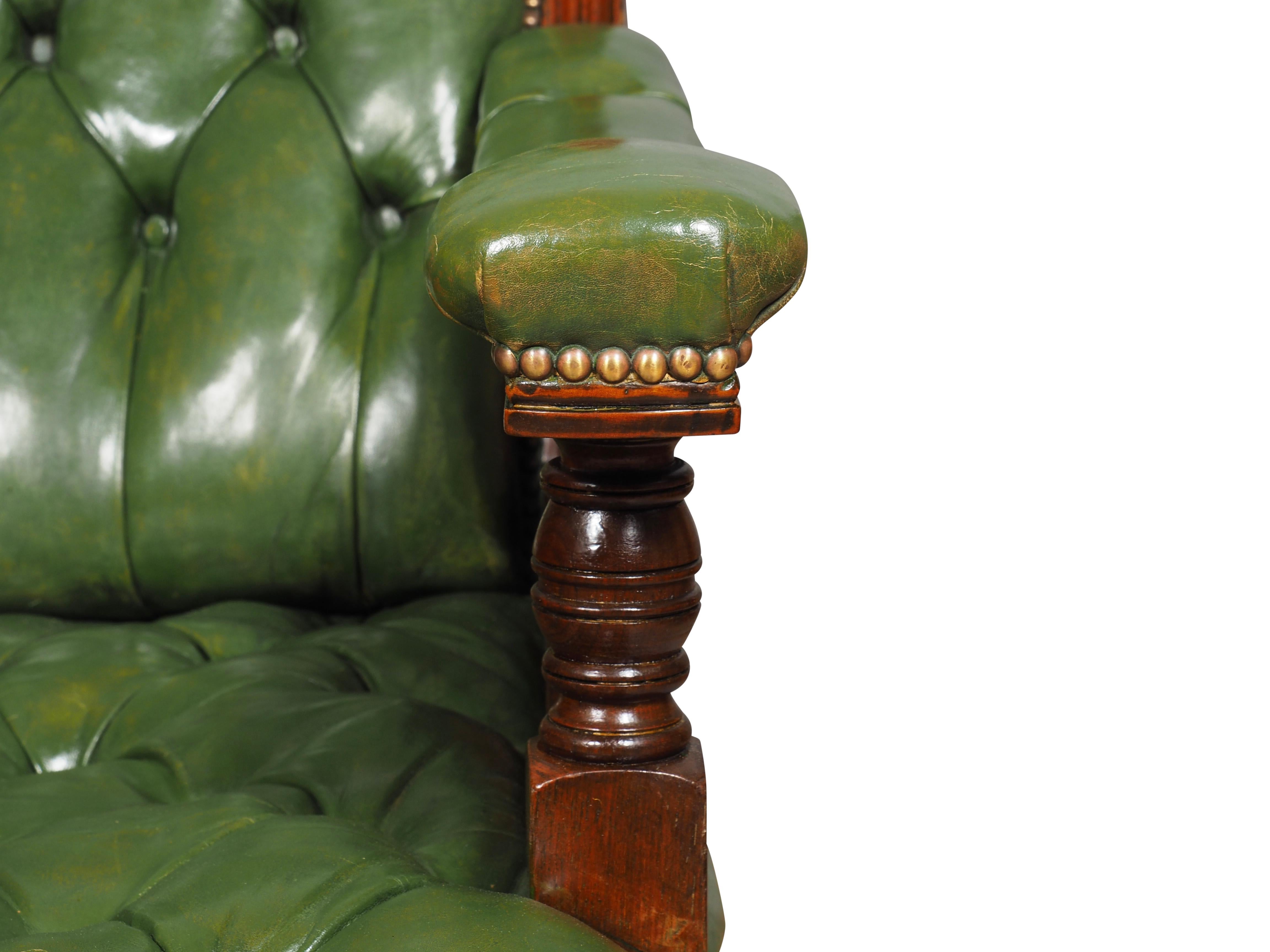 Pair Of English Late Victorian Green Tufted Leather Mahogany Armchairs For Sale 13