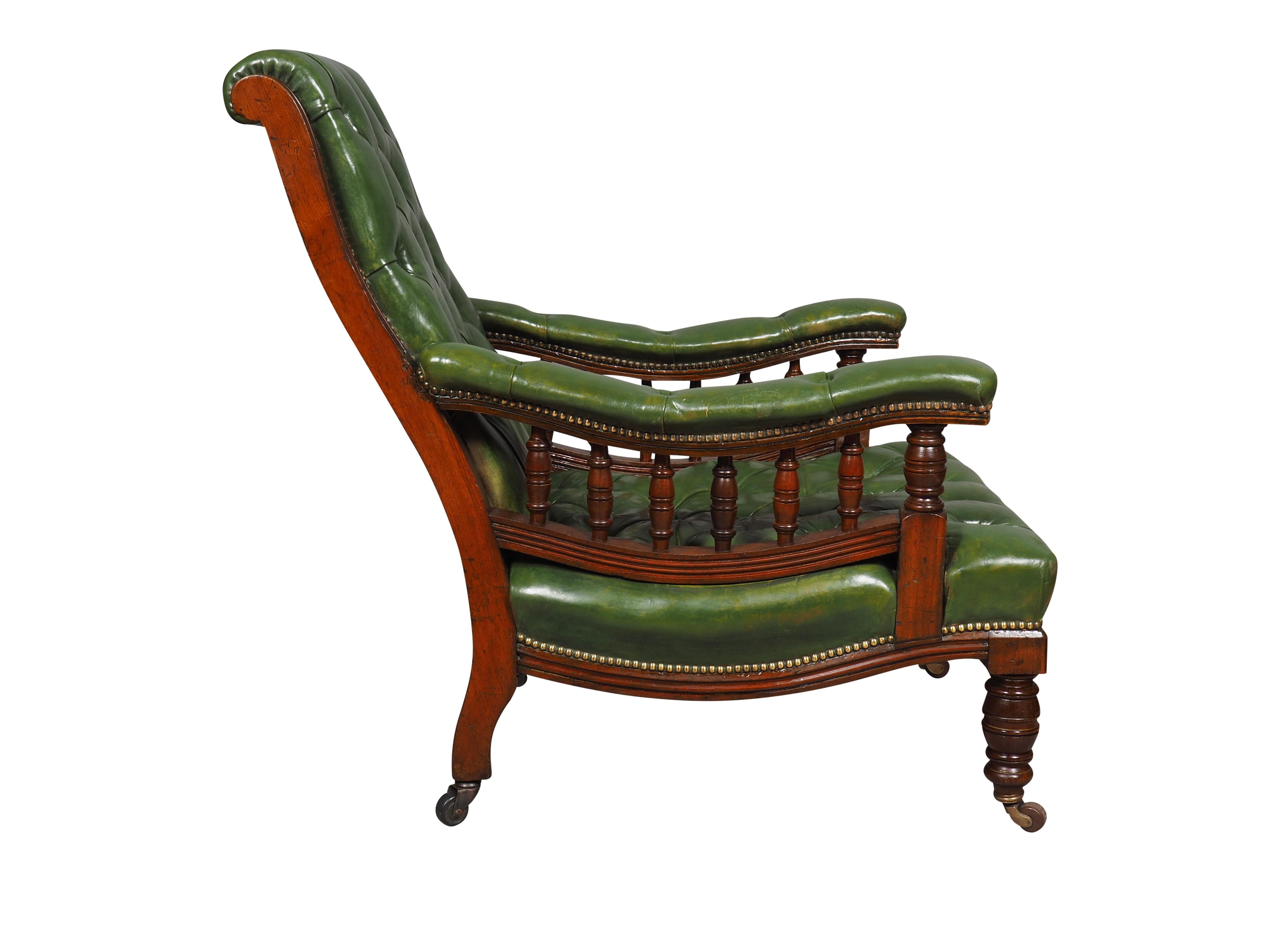 Pair Of English Late Victorian Green Tufted Leather Mahogany Armchairs For Sale 1