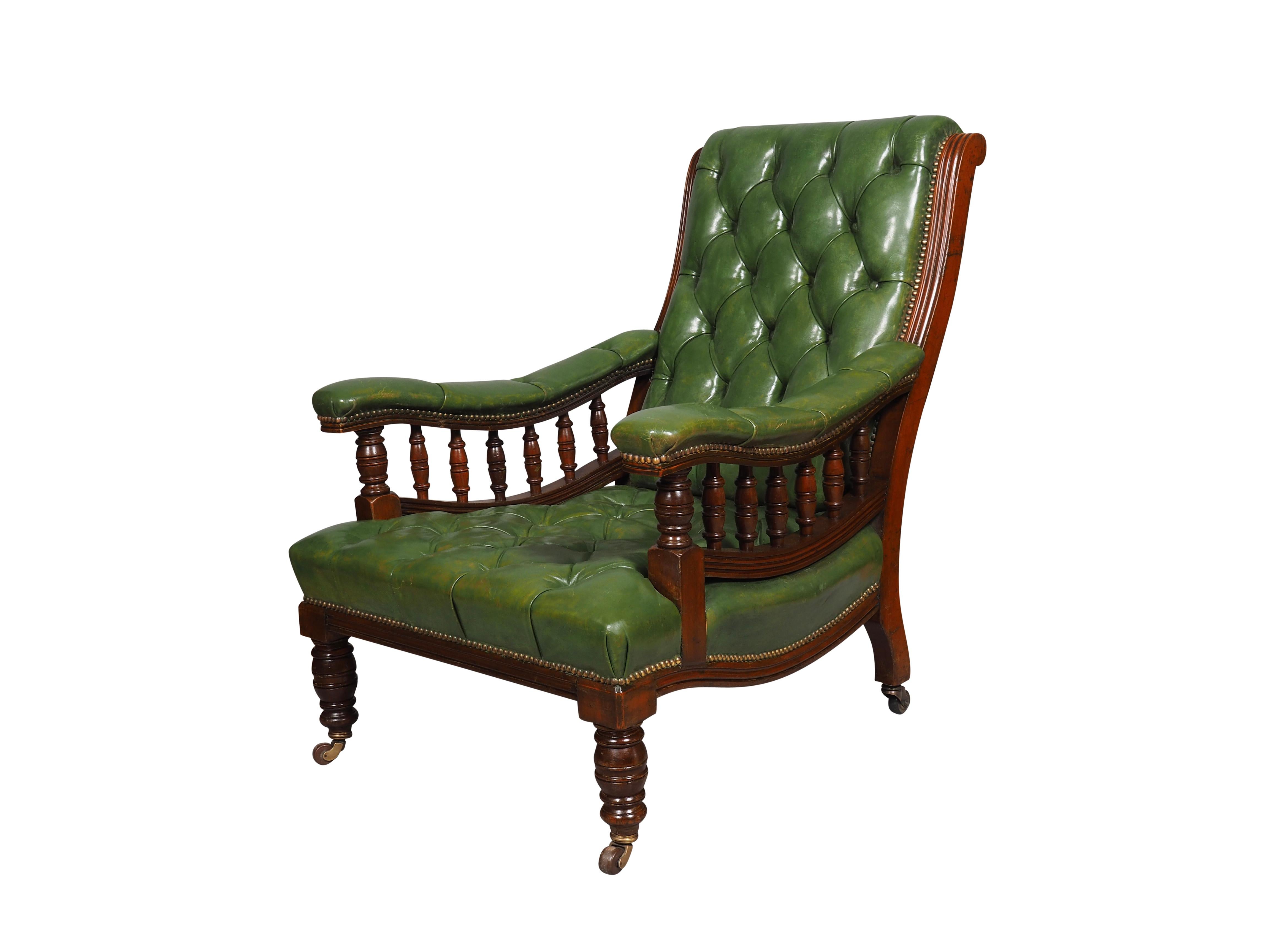 Pair Of English Late Victorian Green Tufted Leather Mahogany Armchairs For Sale 3