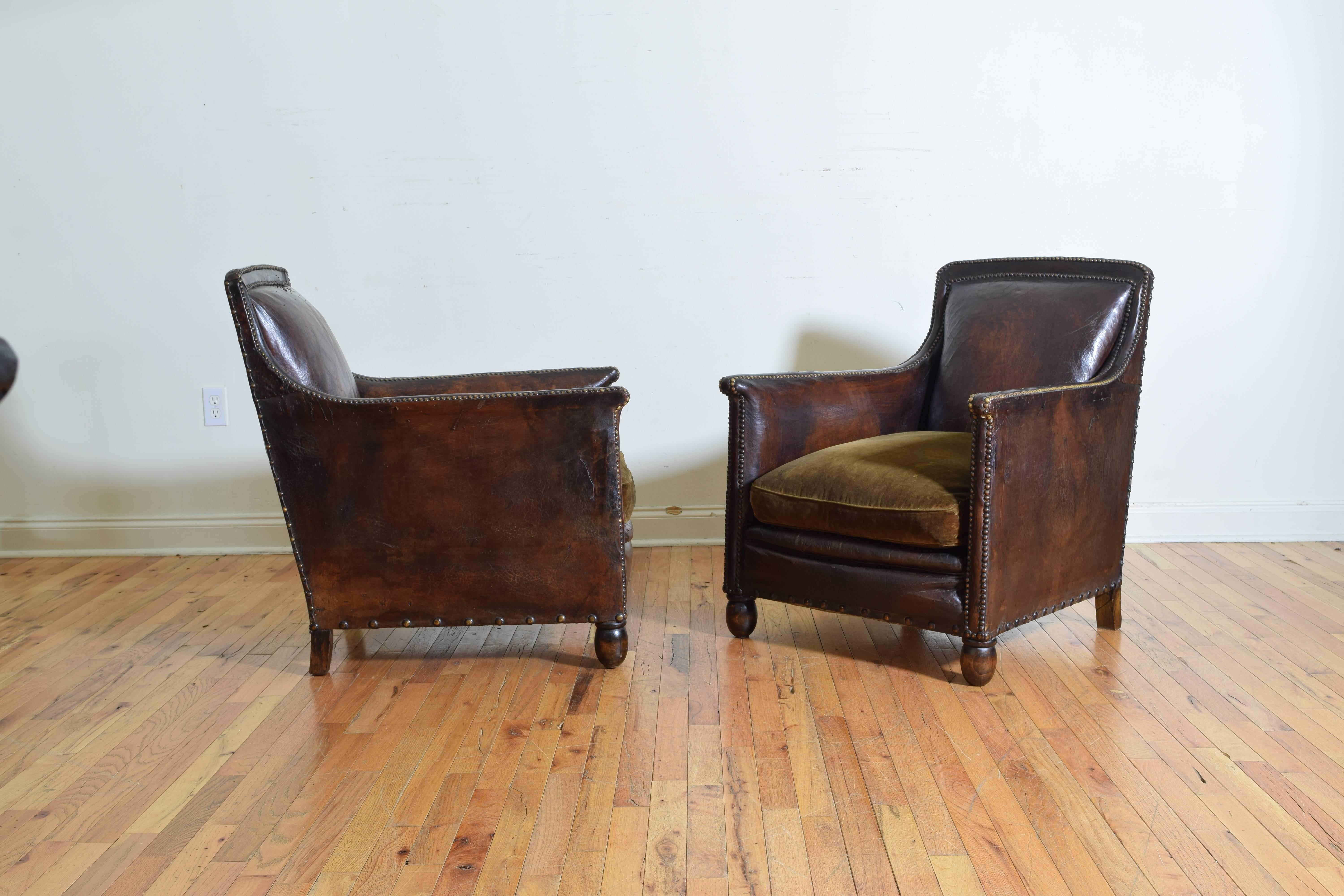 english leather club chair