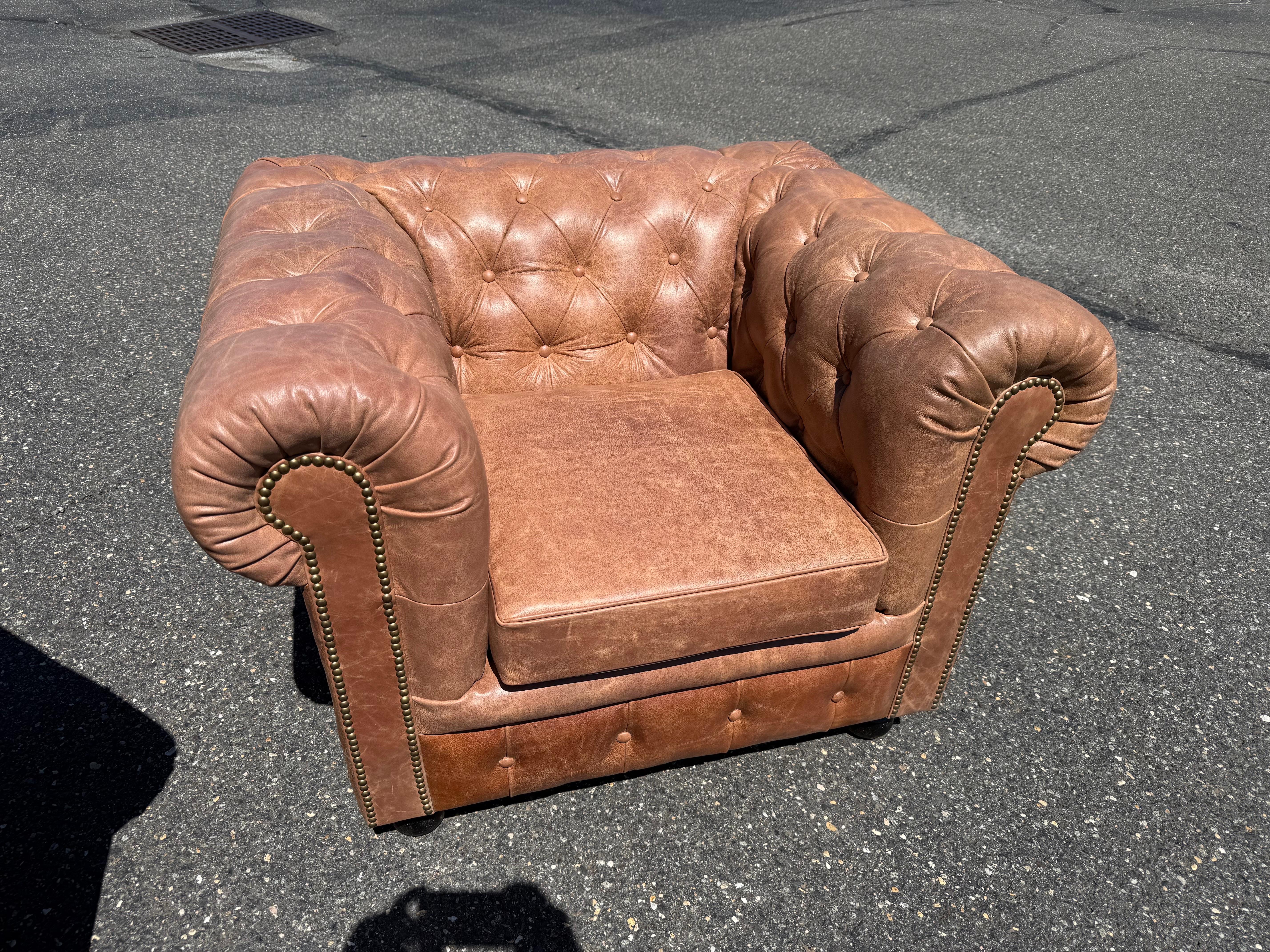 Pair of English-Made Crackled Distressed Cinnamon Brown Chesterfield Club Chairs For Sale 13