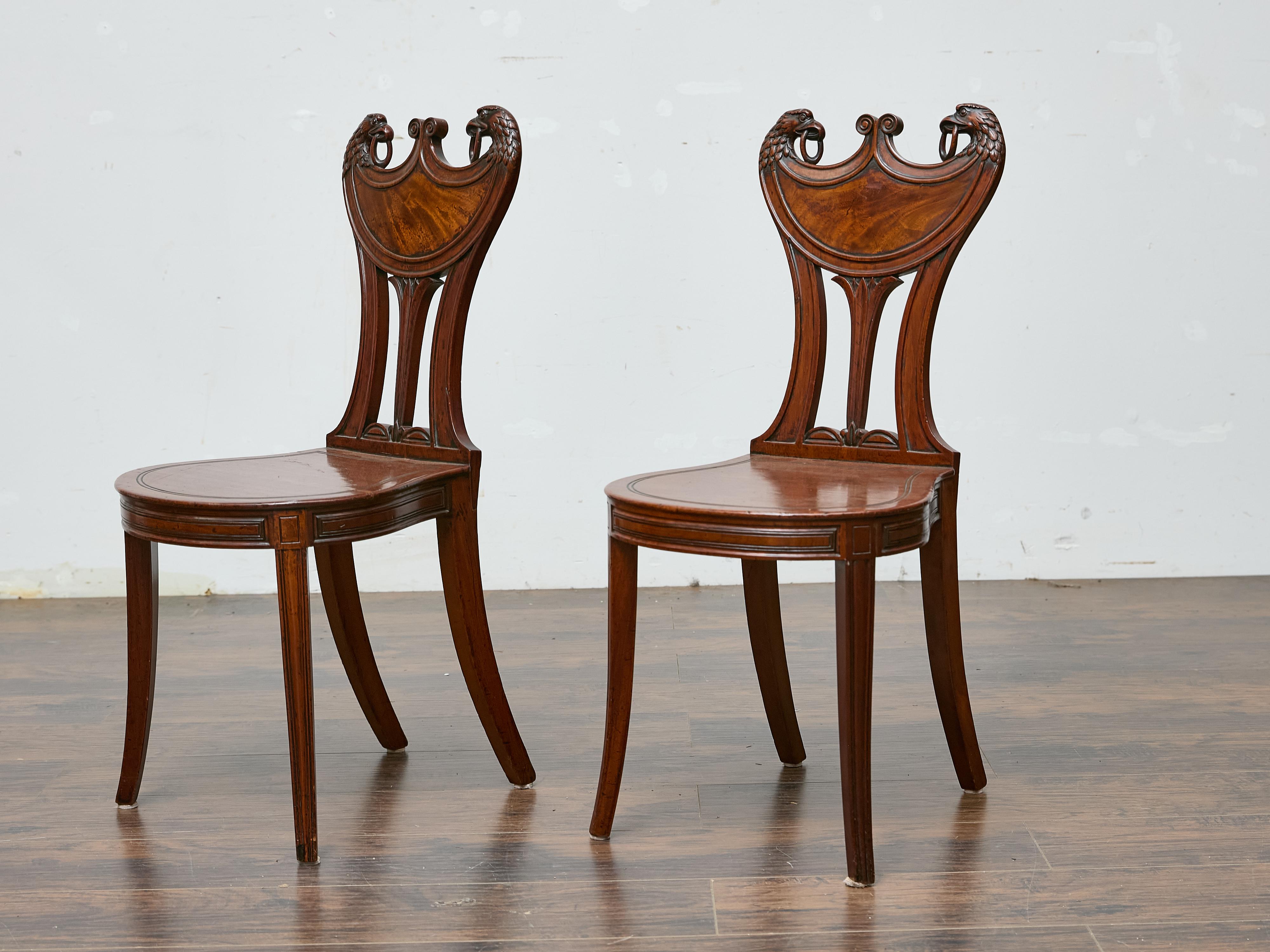 Pair of English Mahogany Hall Chairs with Carved Eagle Heads, 19th Century For Sale 2