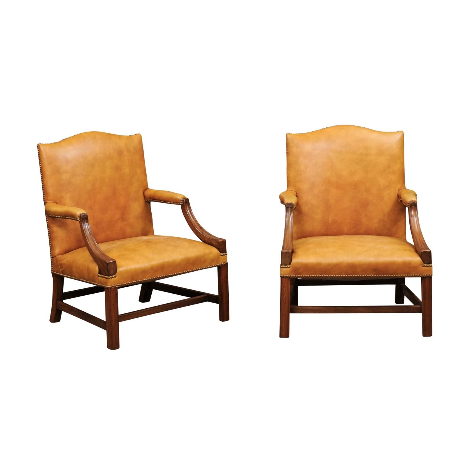 Pair of English Mahogany Library Chairs, 20th Century In Good Condition For Sale In Atlanta, GA