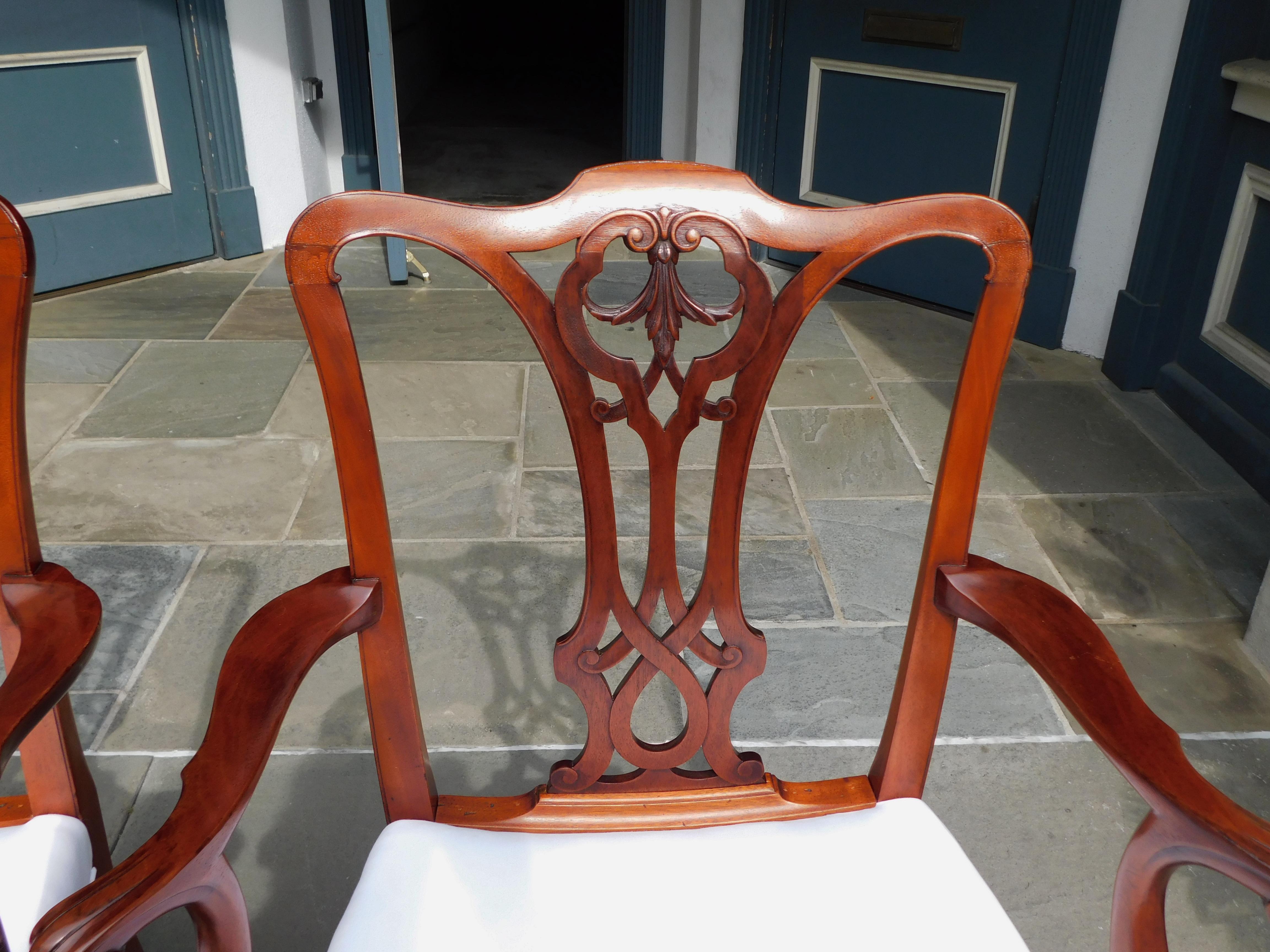 Pair of English Mahogany Serpentine Crest Arm Chairs with Saddle Seats, C. 1820 For Sale 1