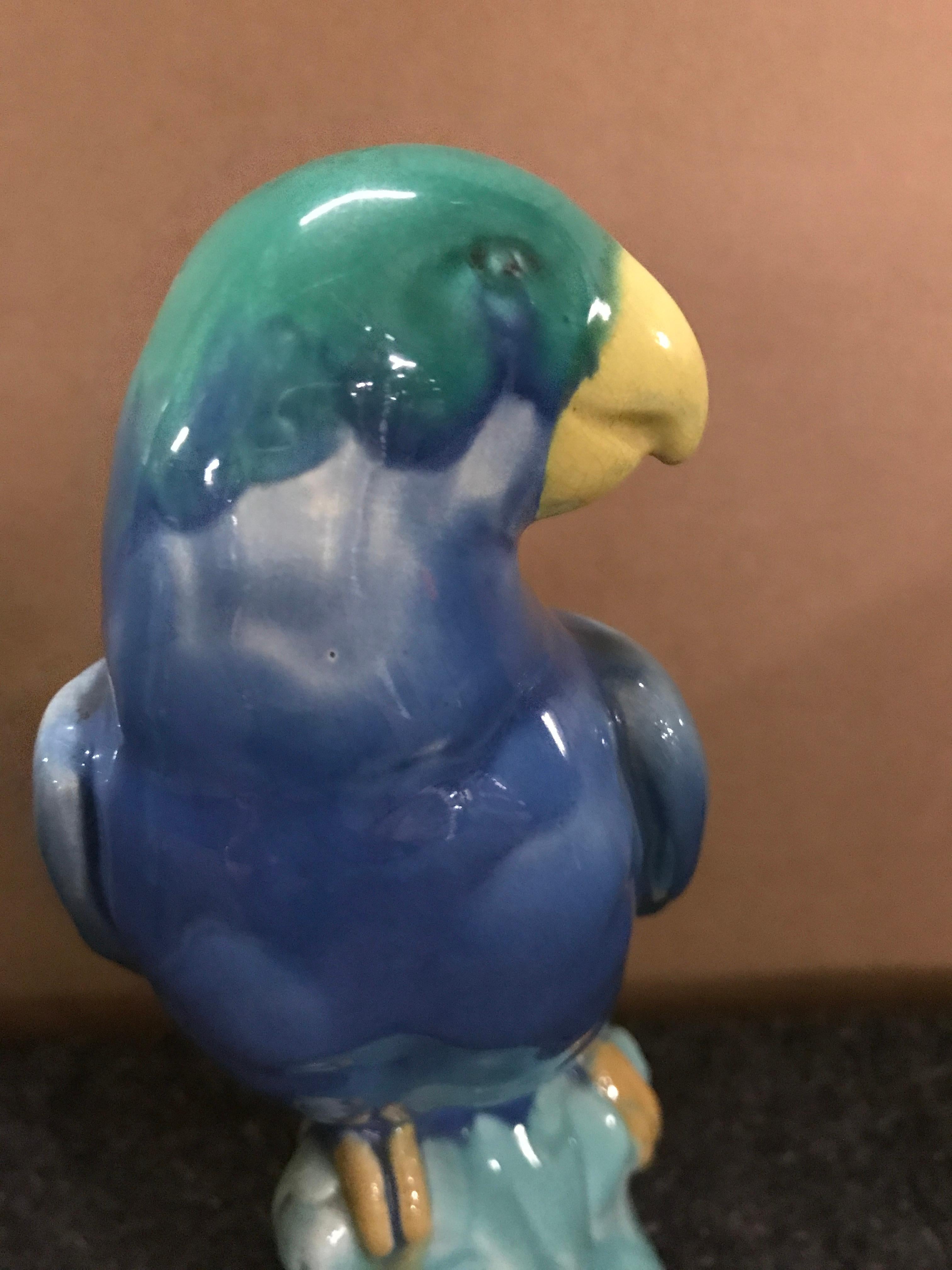 Pair of English Majolica Parrot Figures by Mintons For Sale 1