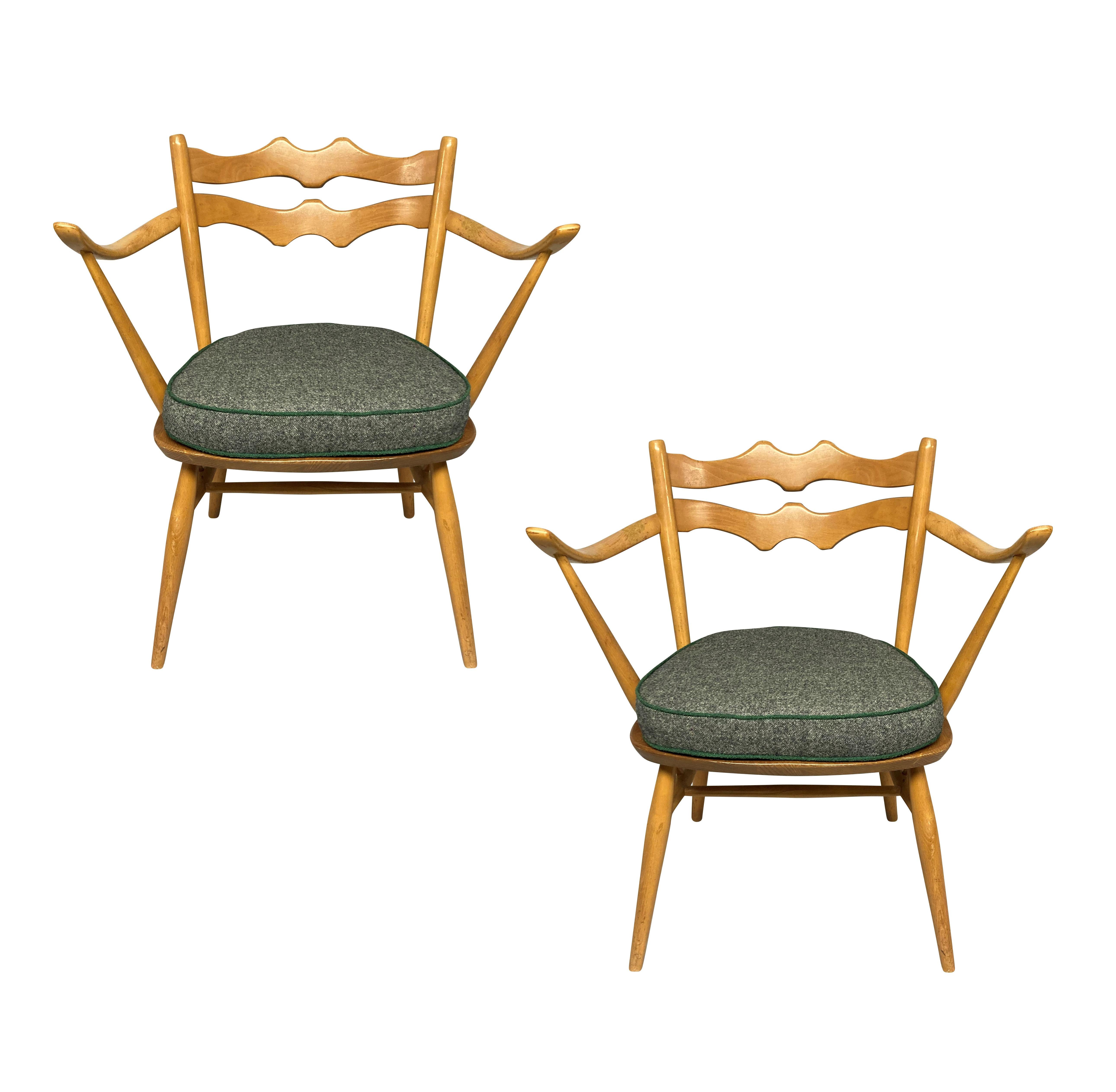 Pair of English Midcentury Armchairs For Sale 2