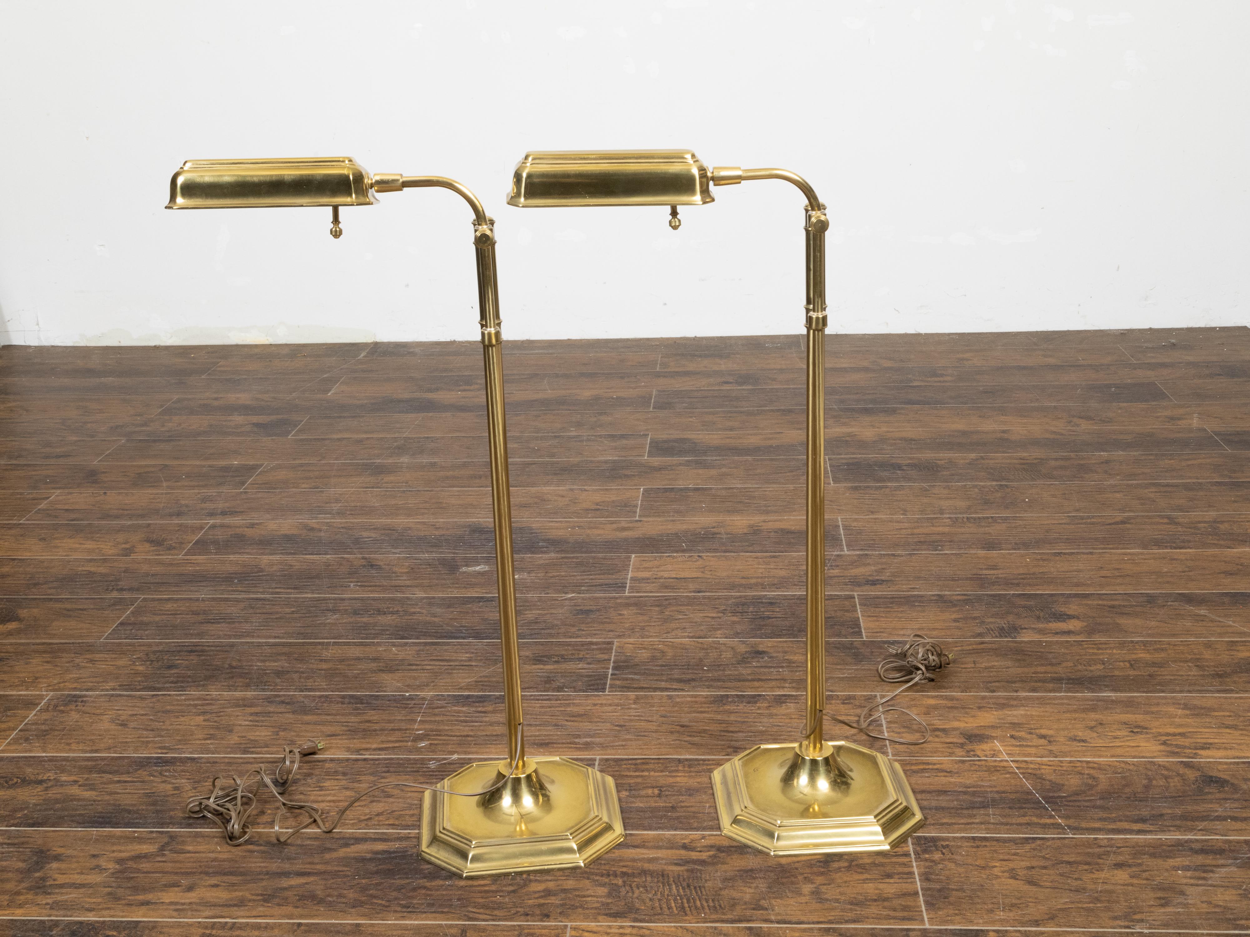 Pair of English Mid-Century Brass Floor Lamps on Octagonal Bases, US Wired In Good Condition In Atlanta, GA