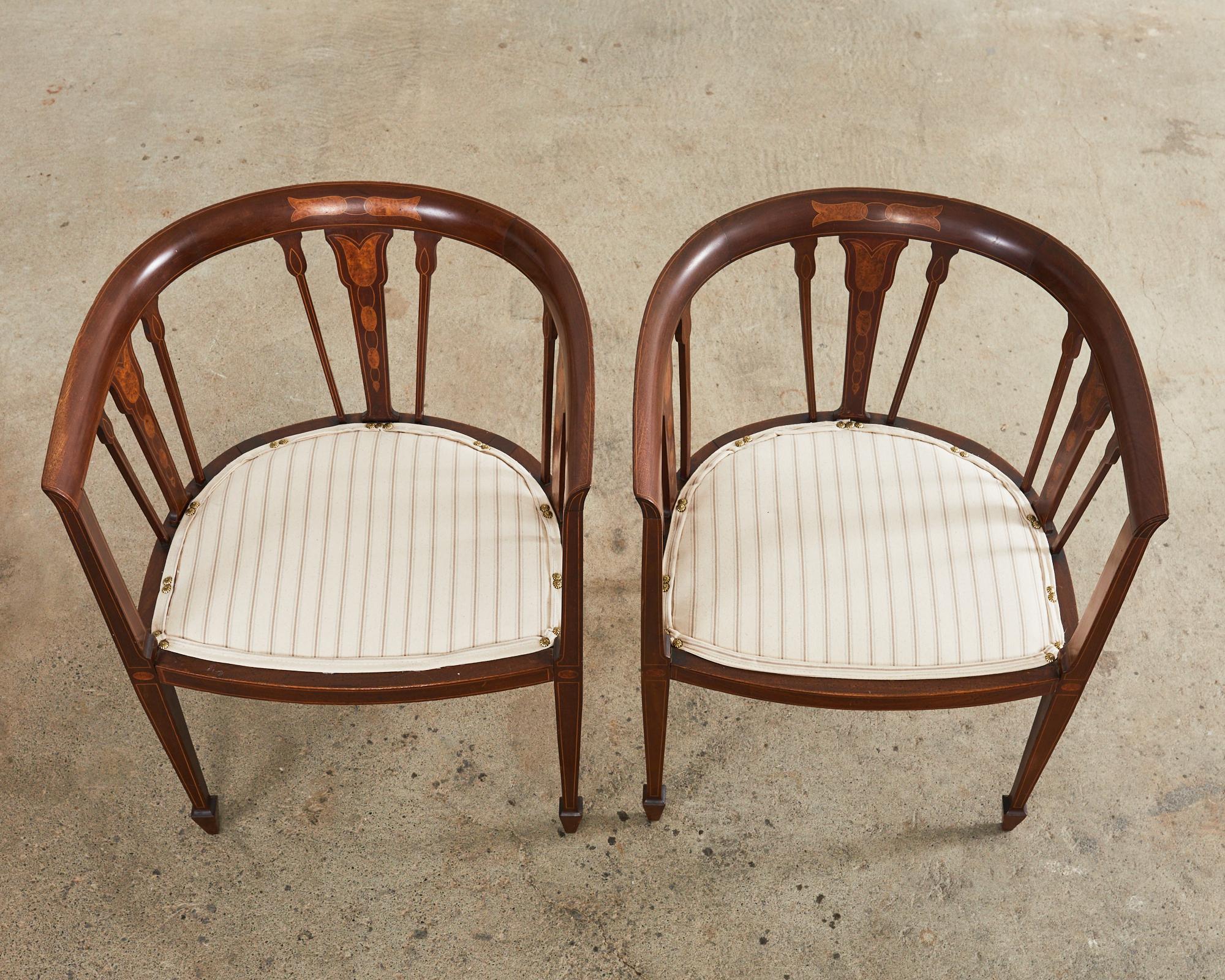 Pair of English Neoclassical Adams Style Barrel Form Hall Chairs In Good Condition In Rio Vista, CA