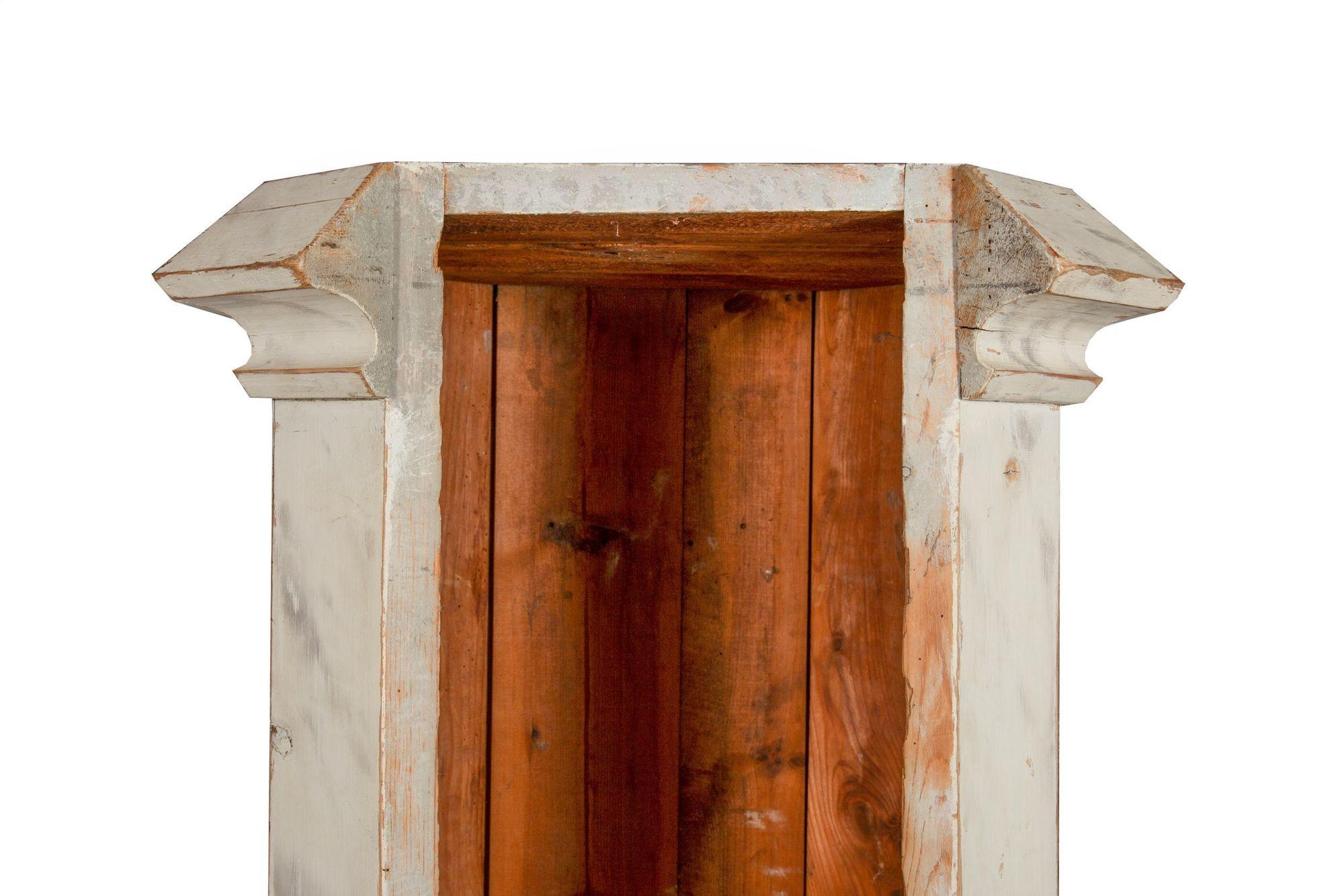 Pair of English Neoclassical Antique Faux Marble Painted Pine Columns For Sale 14