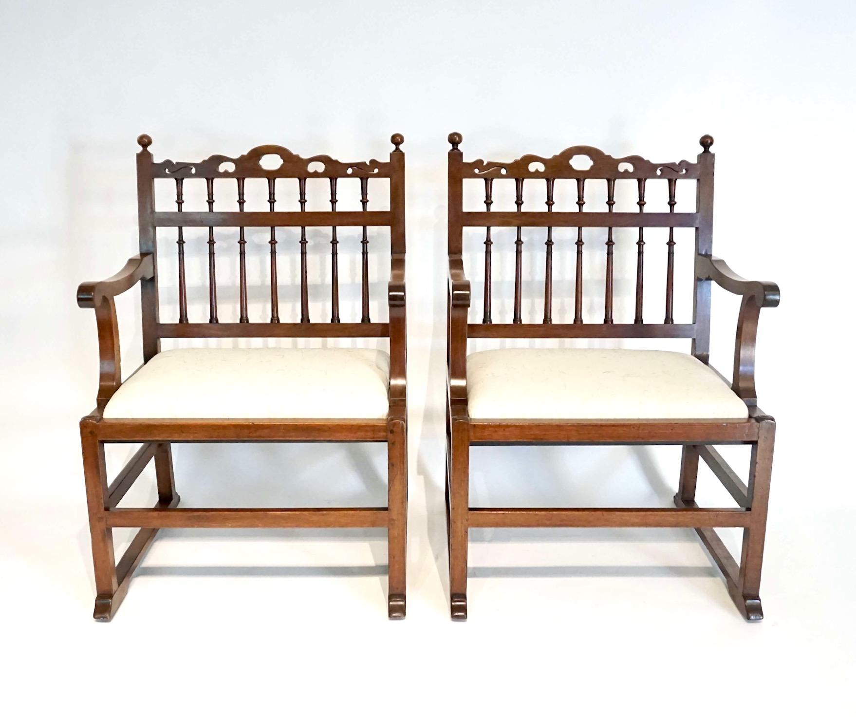 A Pair of Northern English Spindle-Back Arm Chairs, circa 1780 For Sale 8