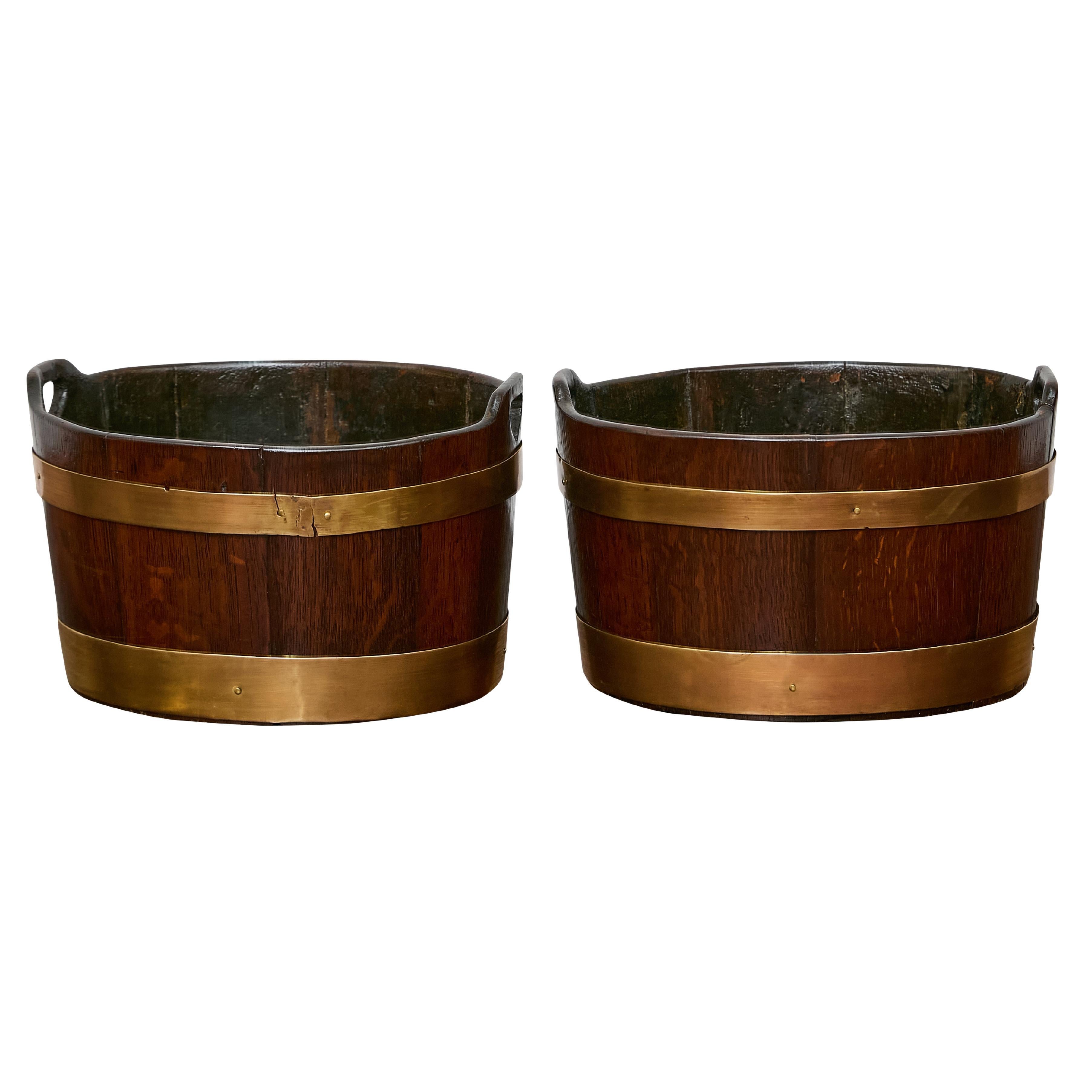 Coppia di secchi ovali in Oak e ottone con manici