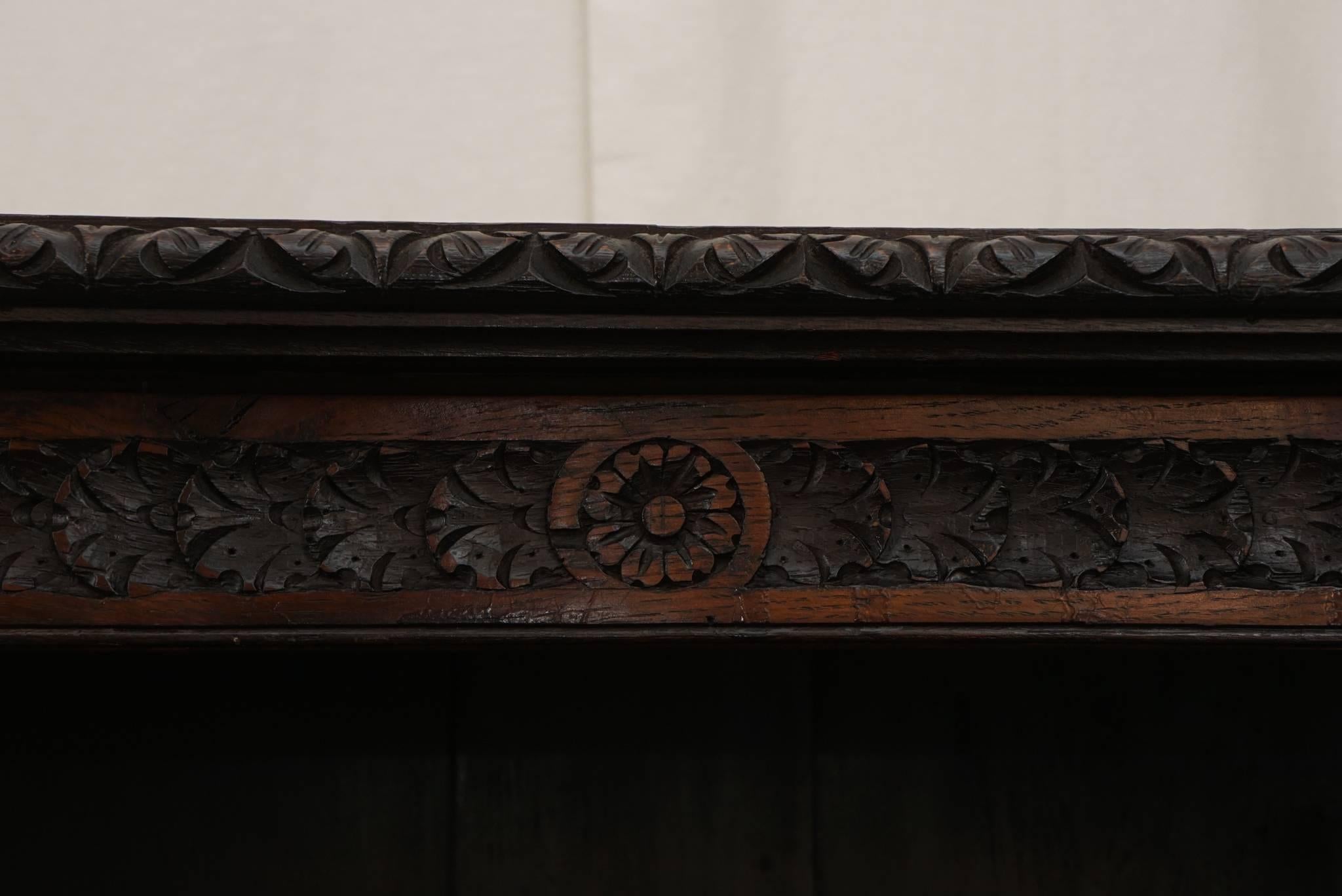 Pair of English Oak Carved Bookcases For Sale 2