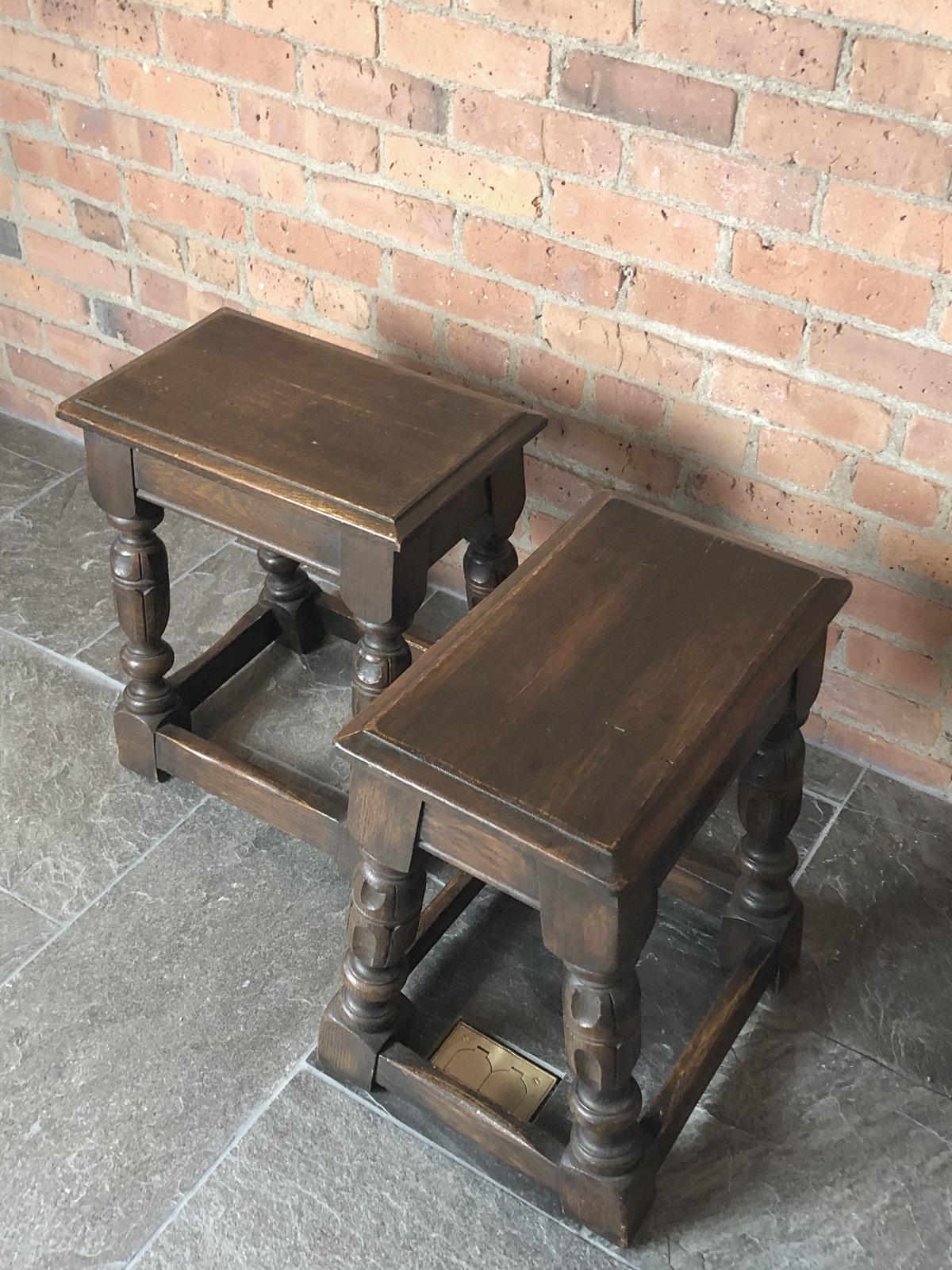 Pair of English Oak Elizabethan Style Stools or End Tables In Good Condition For Sale In Troy, NY
