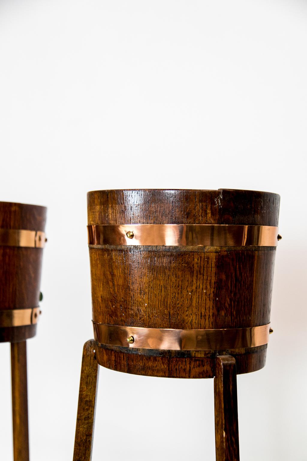 Pair of English Oak Planter Stands In Good Condition In Wilson, NC