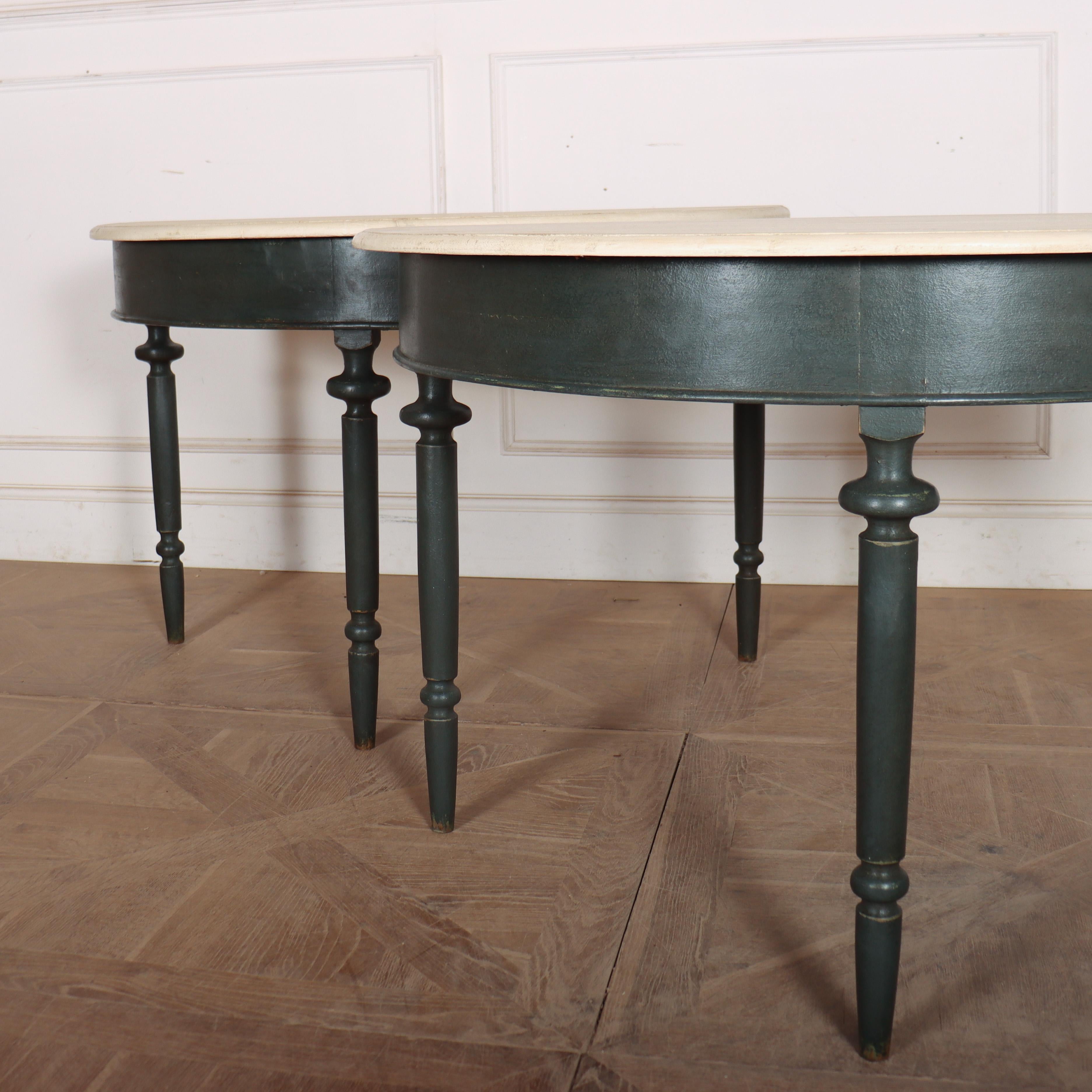 Pair of English Painted Console Tables In Good Condition For Sale In Leamington Spa, Warwickshire