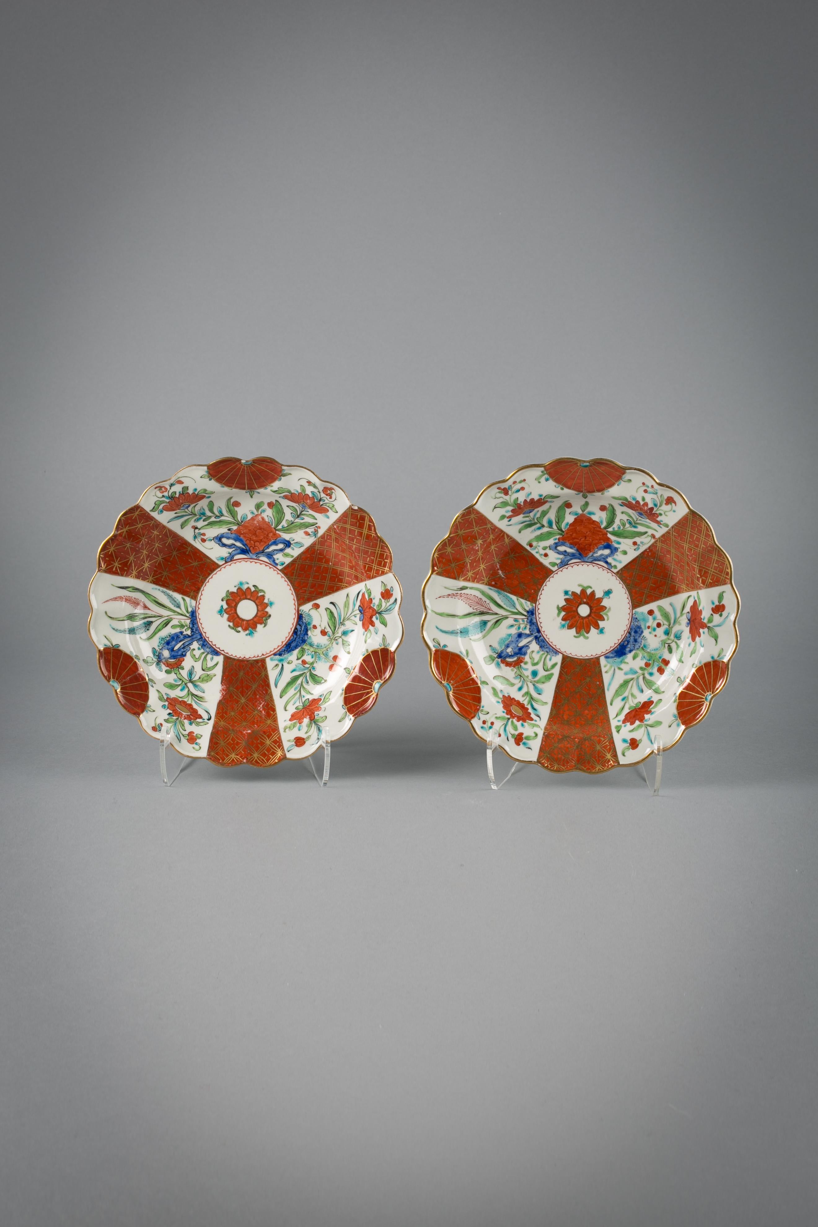 Late 18th Century Pair of English Porcelain Japan Pattern Plates, Worcester, Circa 1770 For Sale