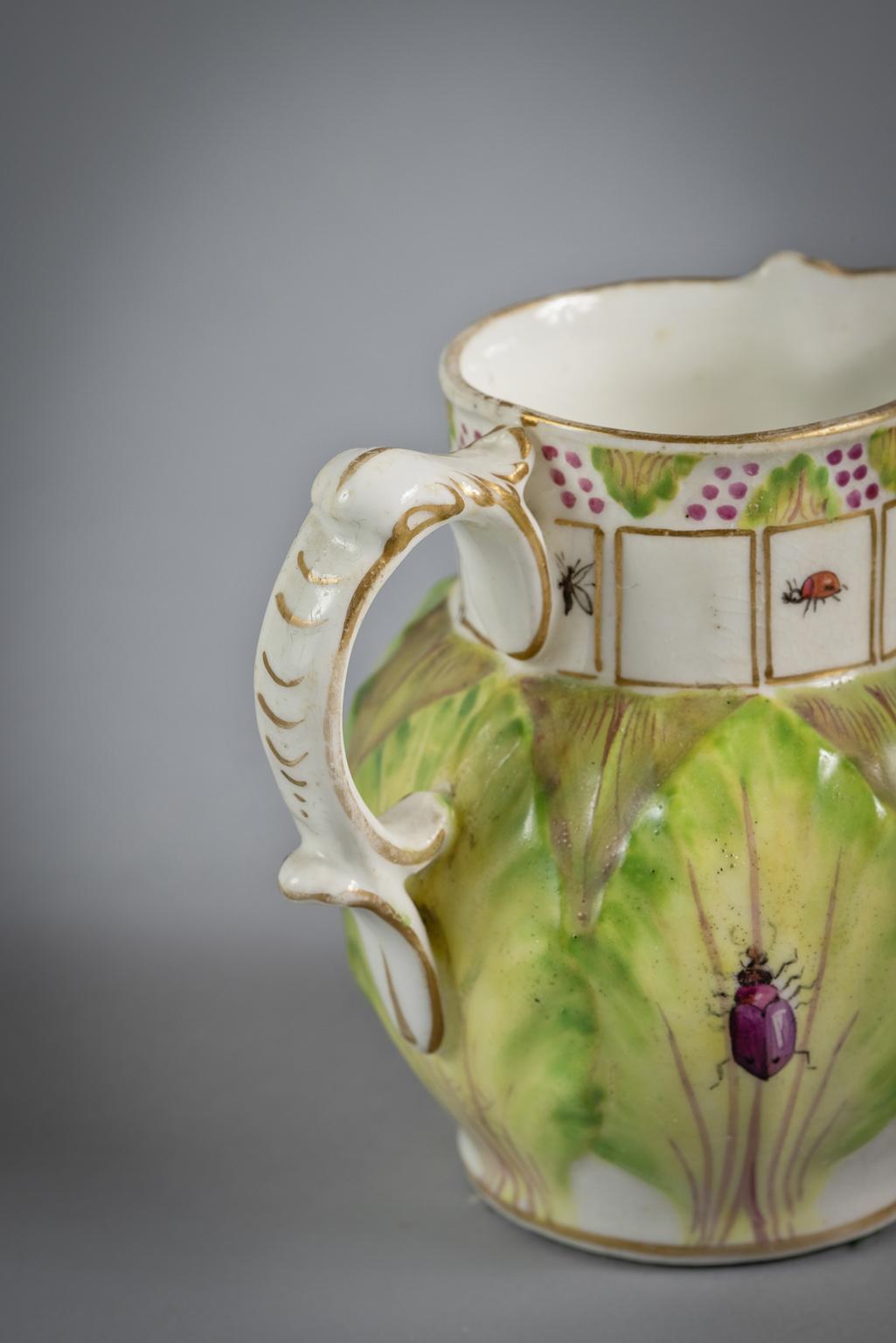 Pair of English Porcelain Mini Cabbage Leaf Jugs, circa 1785 In Good Condition For Sale In New York, NY