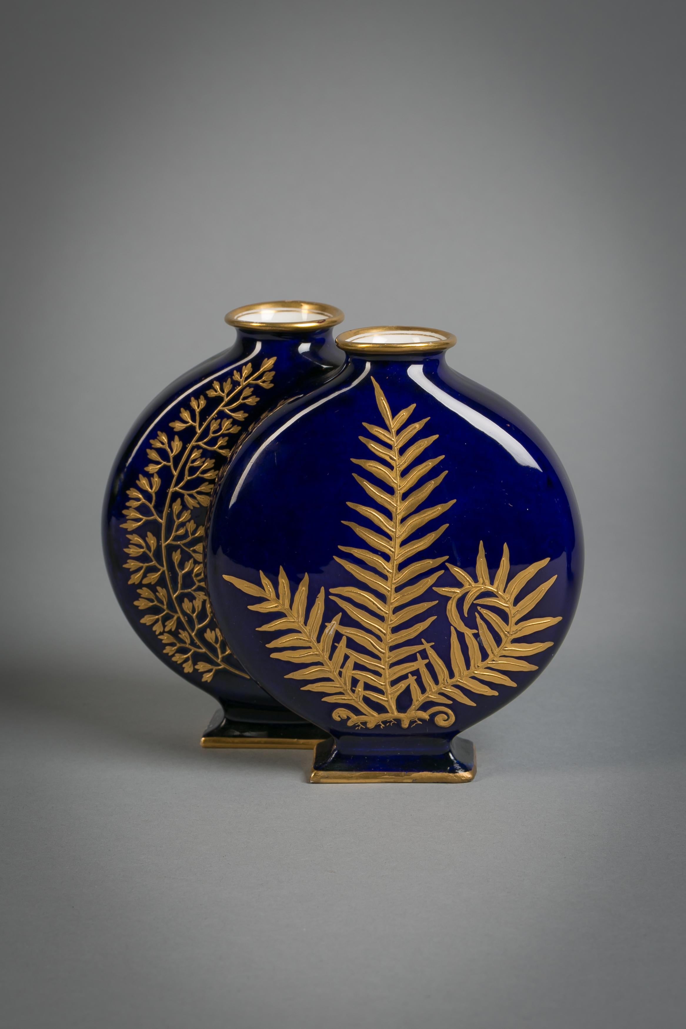 Pair of English Porcelain Orientalist Double Vases, Minton, circa 1880 For Sale 1