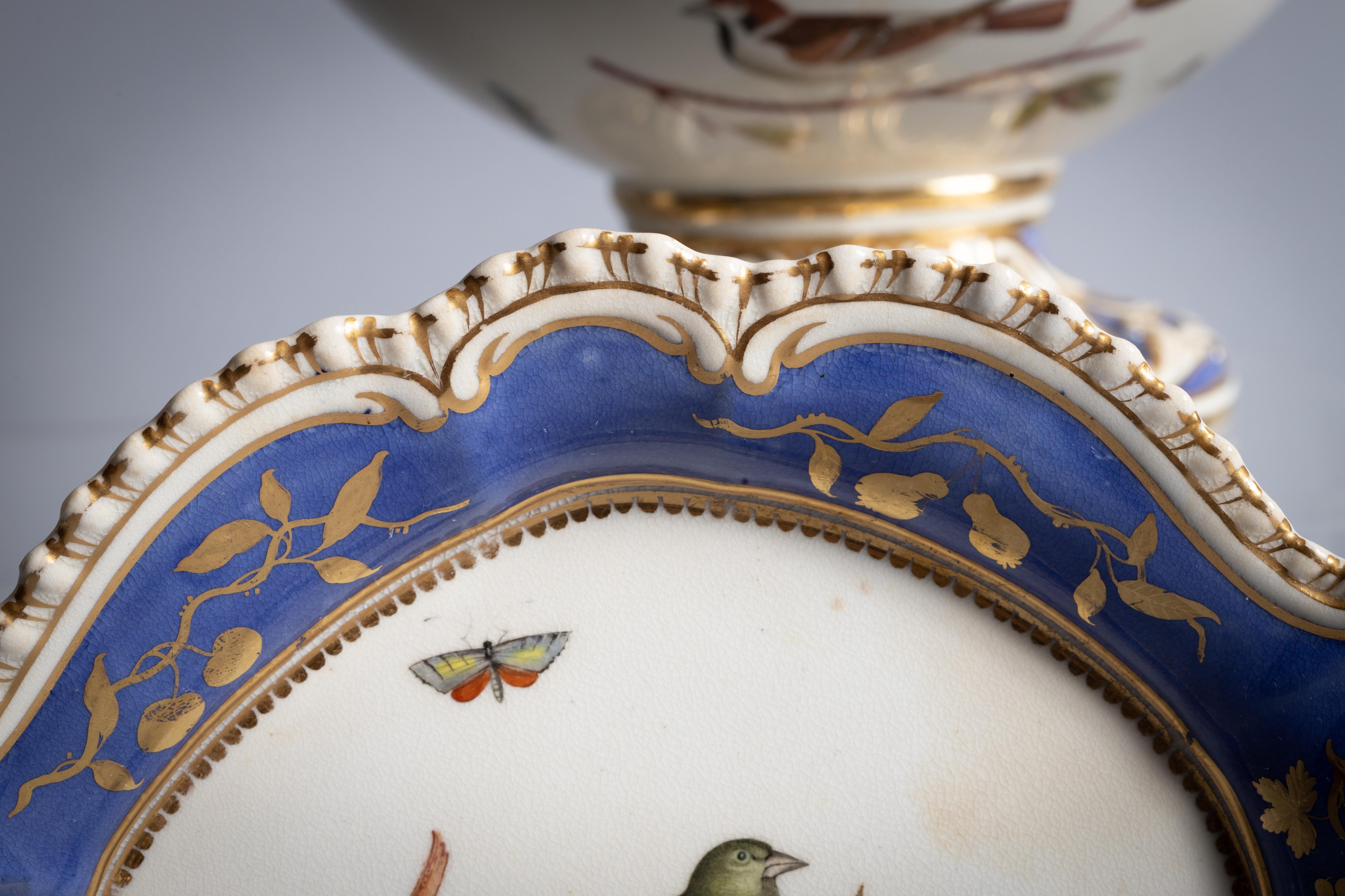 Early 19th Century Pair of English Porcelain Ornithological Sauce Tureens on Stands, circa 1820 For Sale
