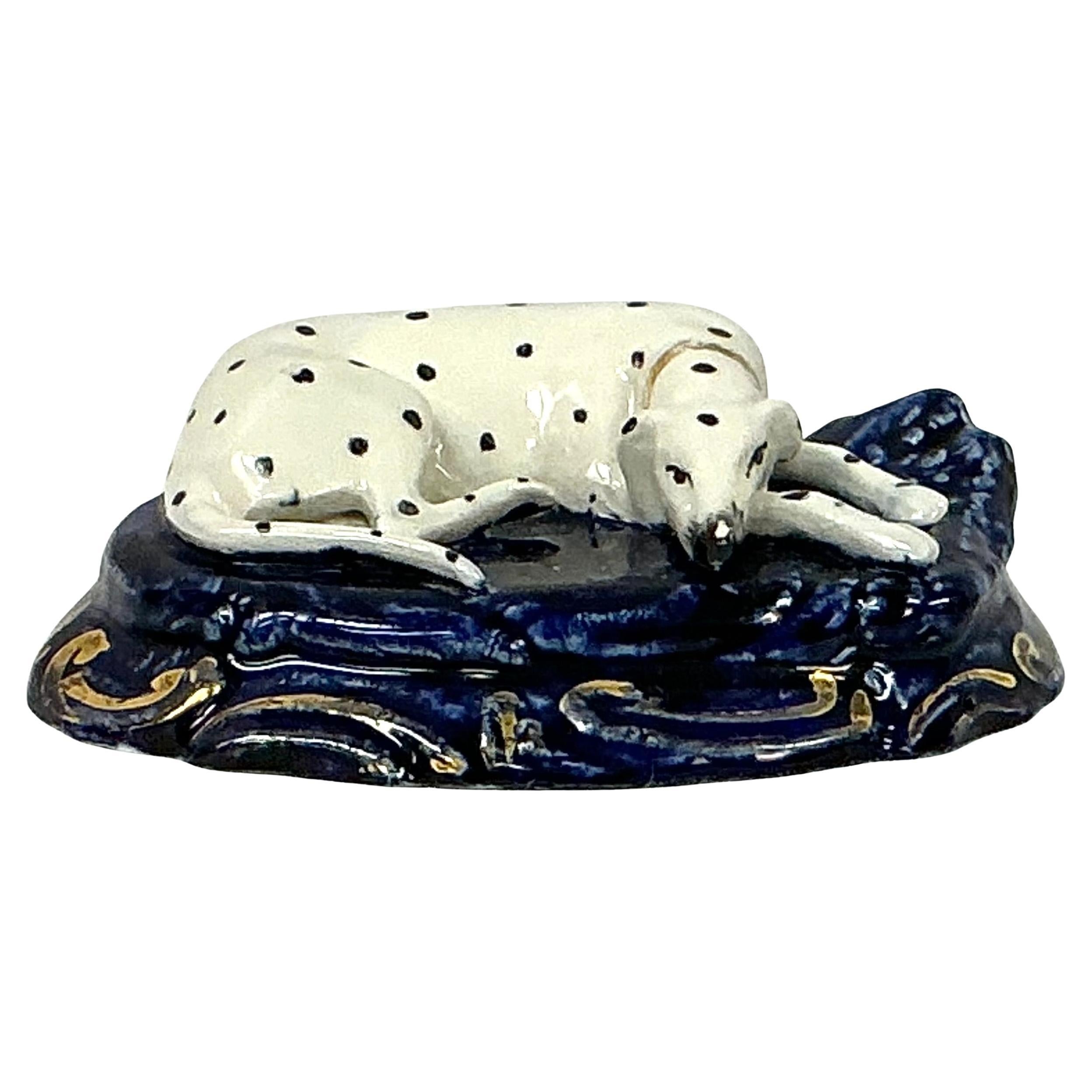 Early Victorian Pair of English Porcelain Staffordshire Dalmatian Dog Figurines For Sale