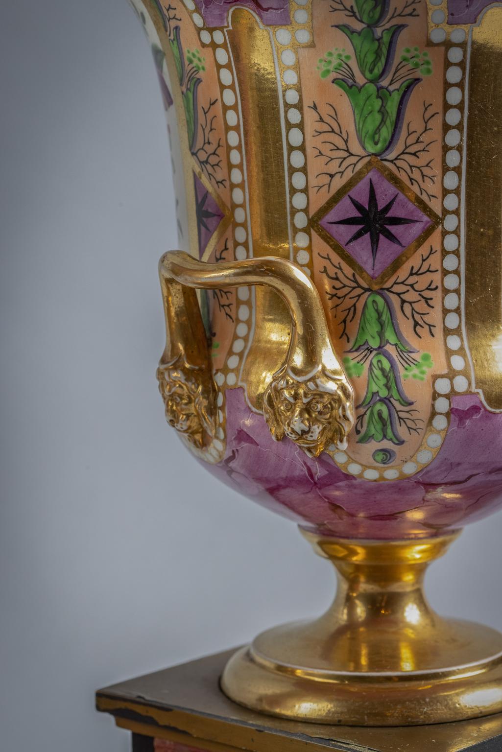 Pair of English Porcelain Two-Handled Marbleized Lamps, Coalport, circa 1840 In Good Condition For Sale In New York, NY