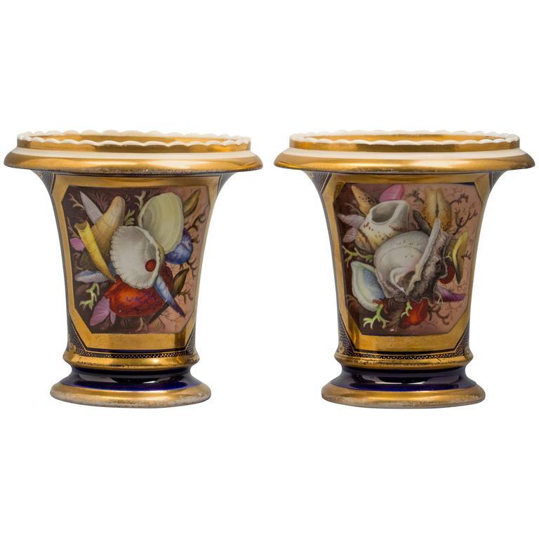 19th Century Pair of English Porcelain Vases, Coalport, circa 1820 For Sale