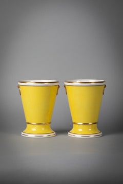 Pair of English Porcelain Yellow-Ground Cachepots, Flight & Barr, ca 1800